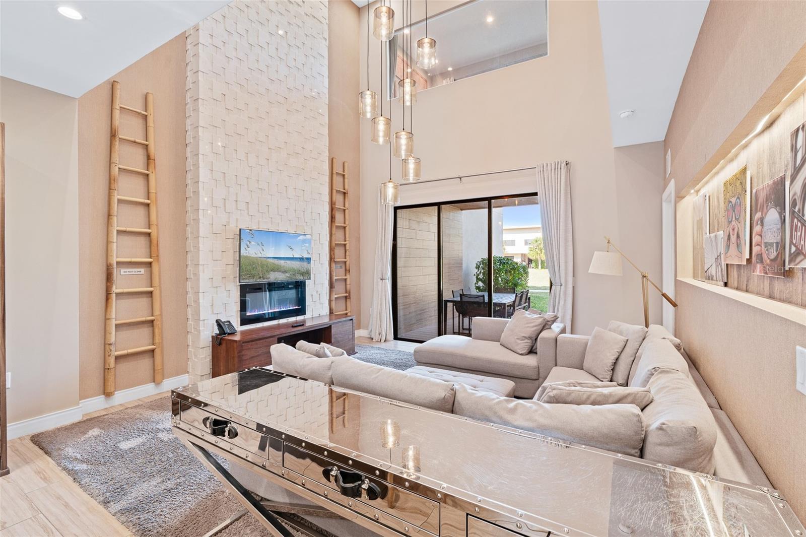 Image 41 of 49 For 7457 Bleecker Lane