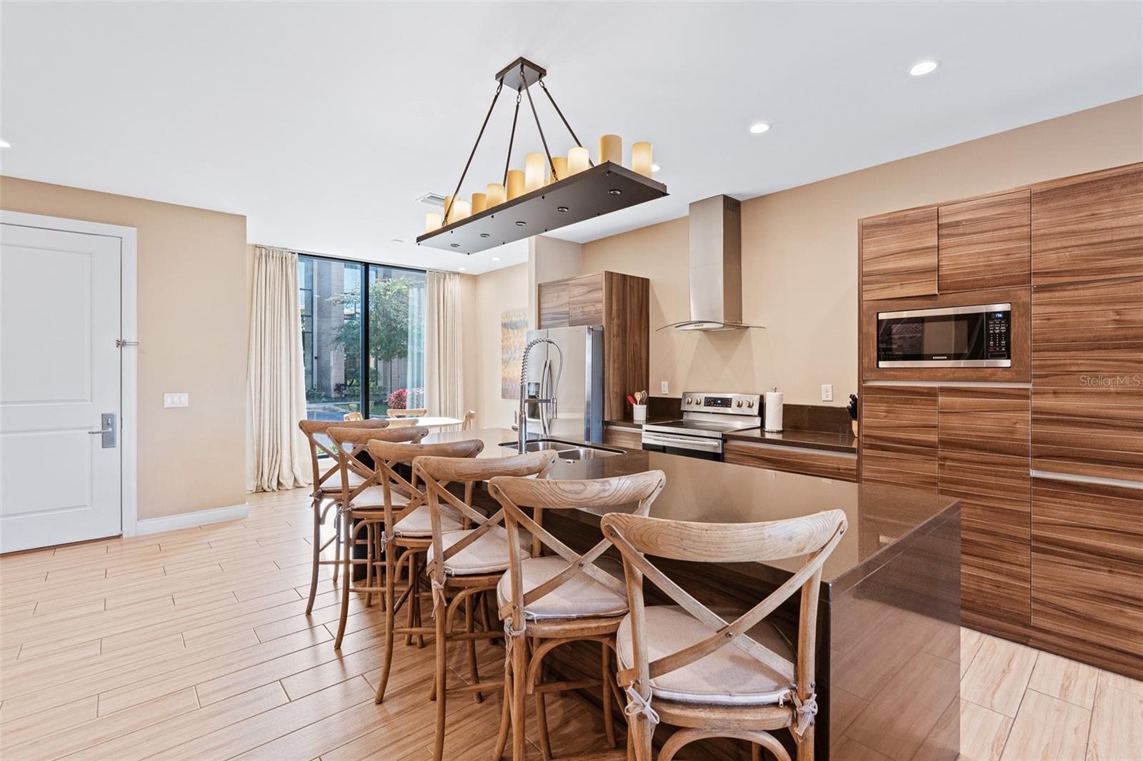 Image 42 of 49 For 7457 Bleecker Lane