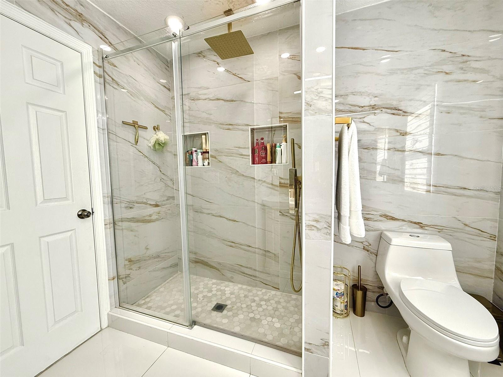 Image 26 of 43 For 2551 Avian Loop