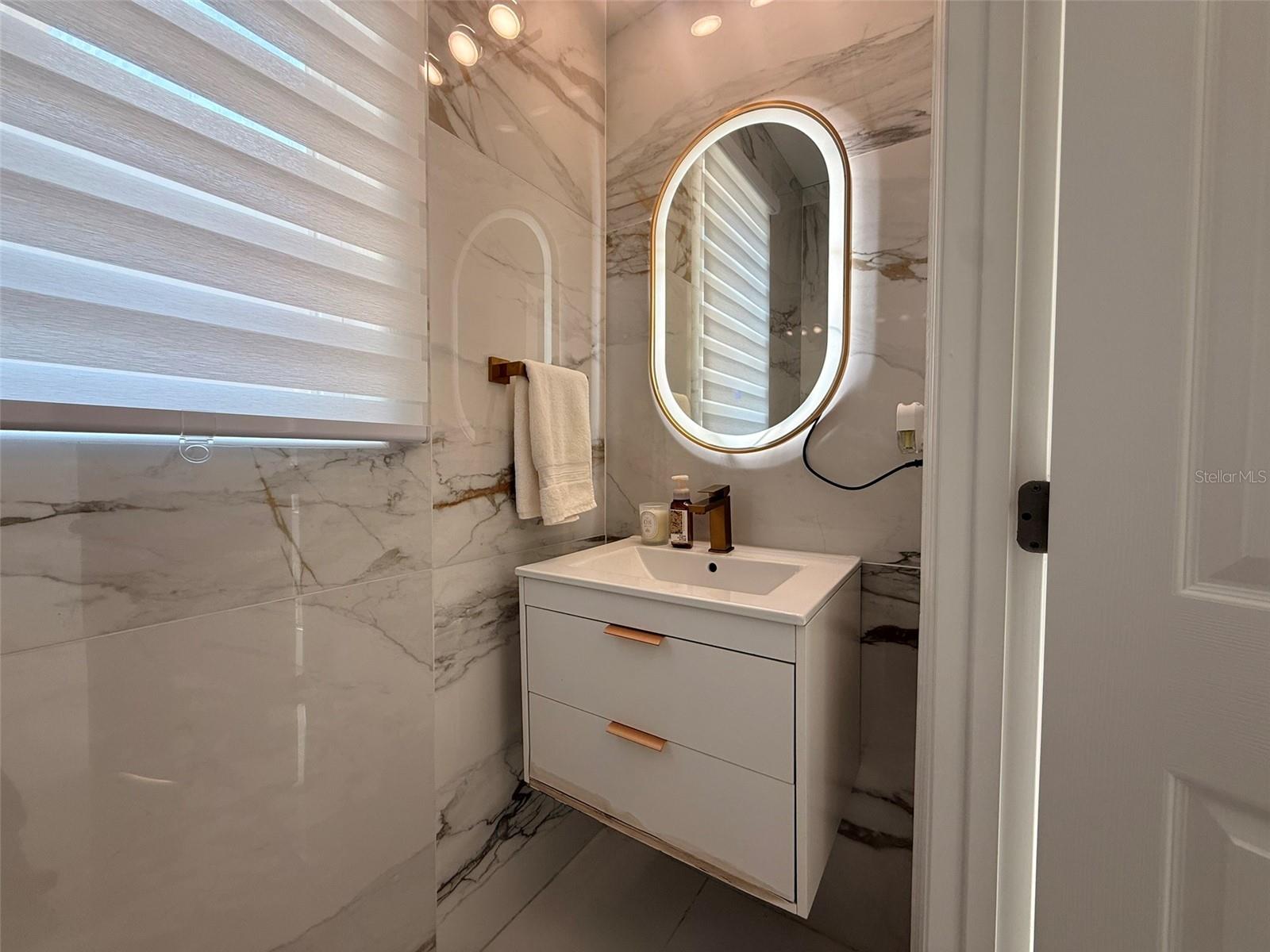 Image 36 of 43 For 2551 Avian Loop