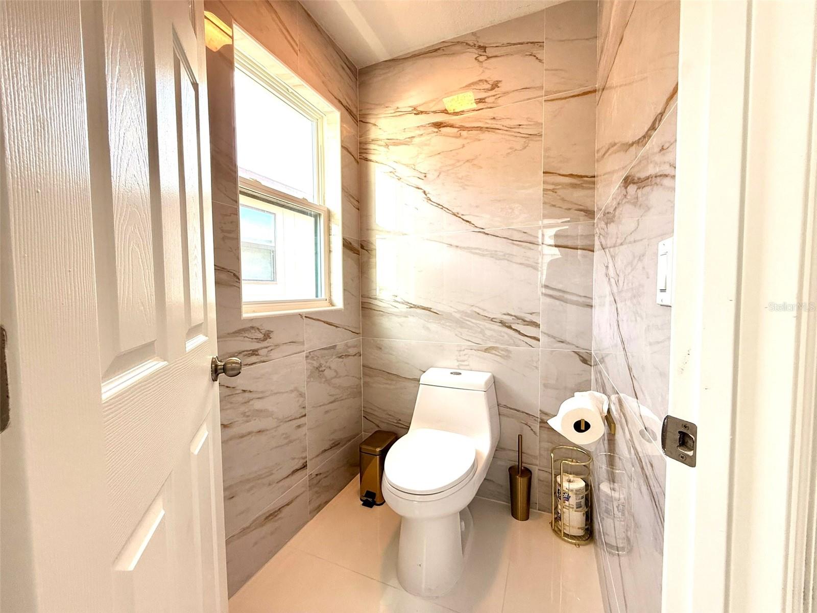 Image 37 of 43 For 2551 Avian Loop