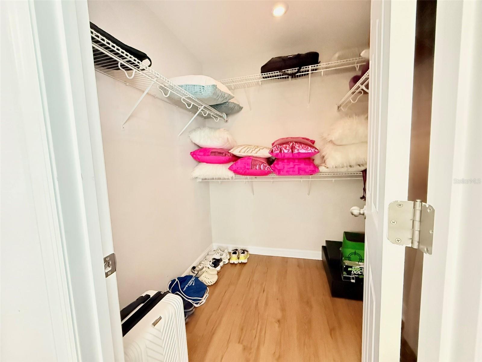 Image 38 of 43 For 2551 Avian Loop