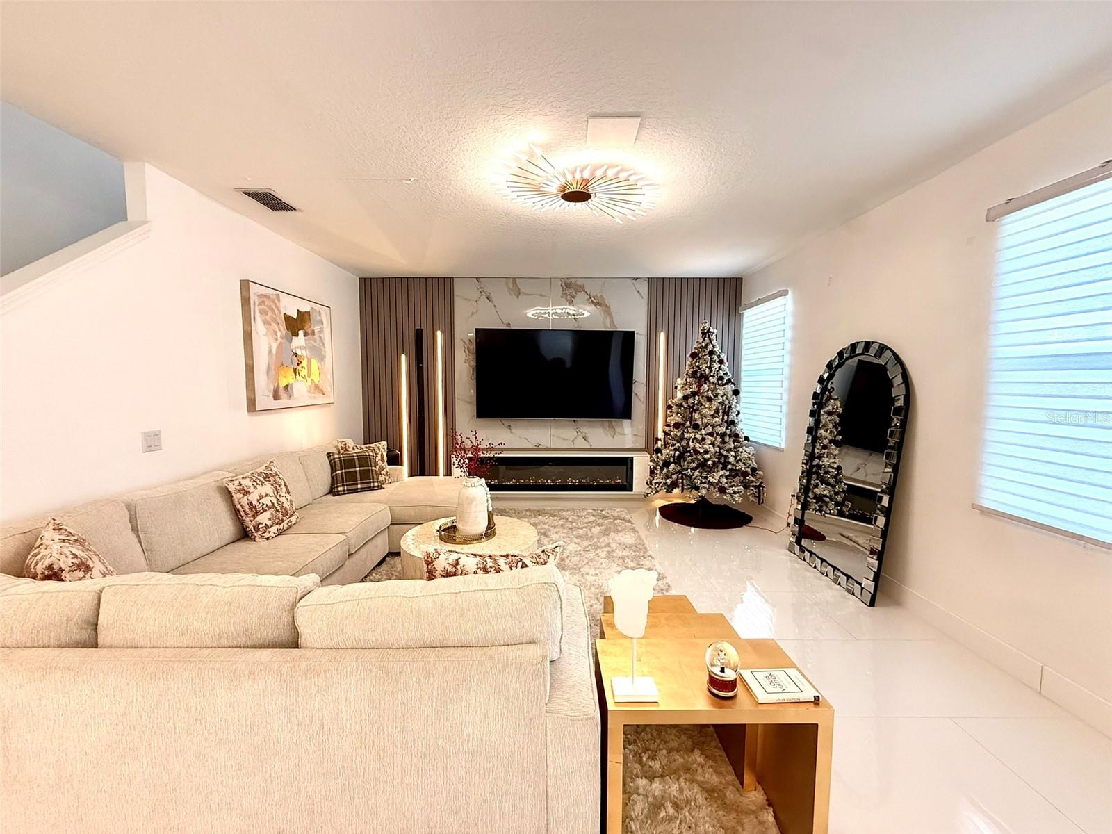 Image 5 of 43 For 2551 Avian Loop