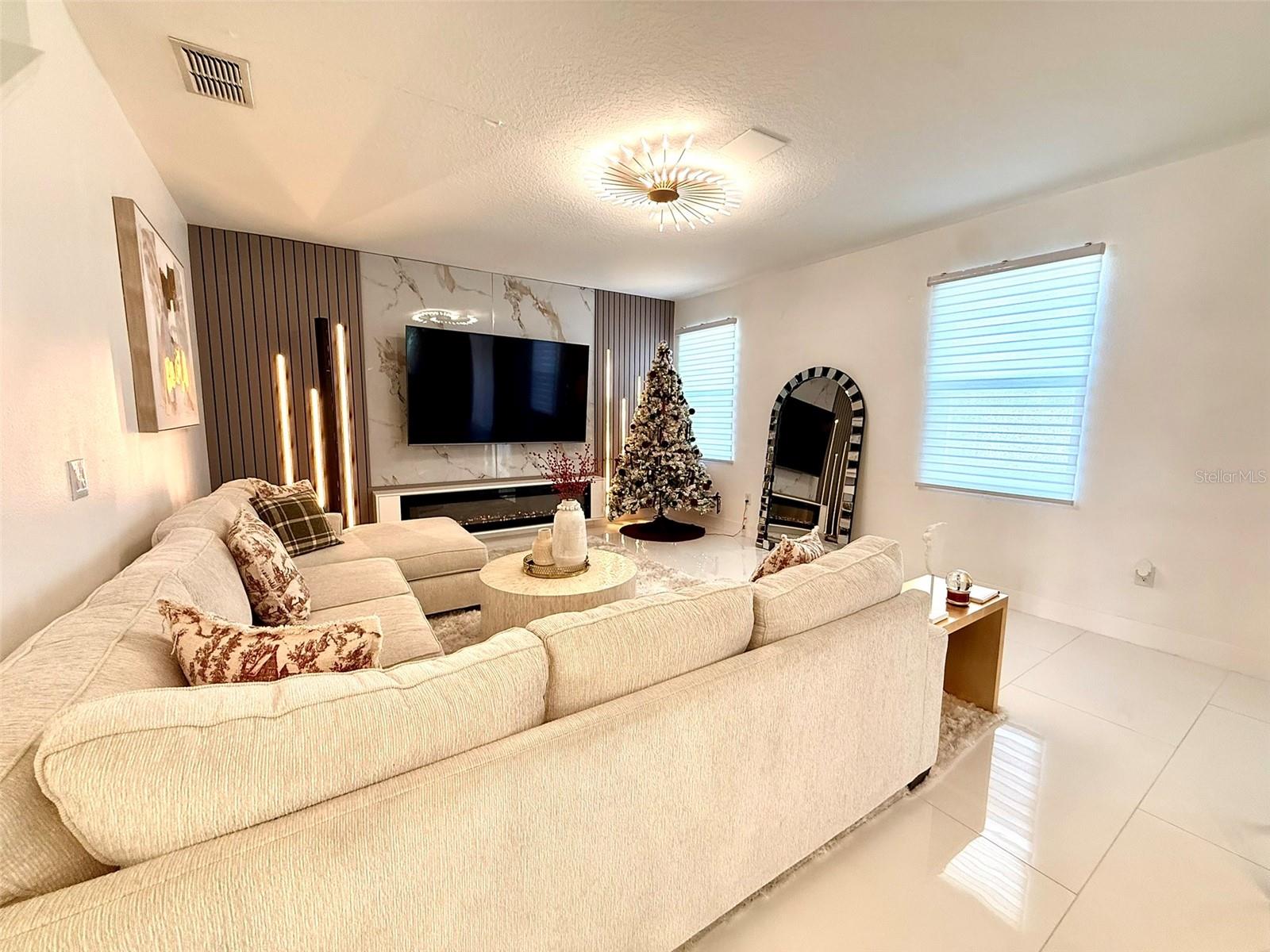 Image 7 of 43 For 2551 Avian Loop