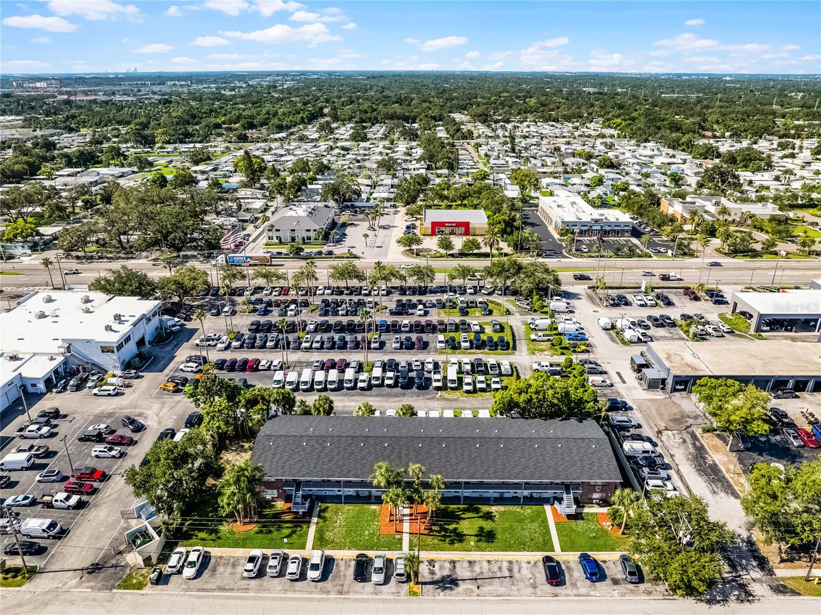 Image 2 of 4 For 2353 Shelley Street 3