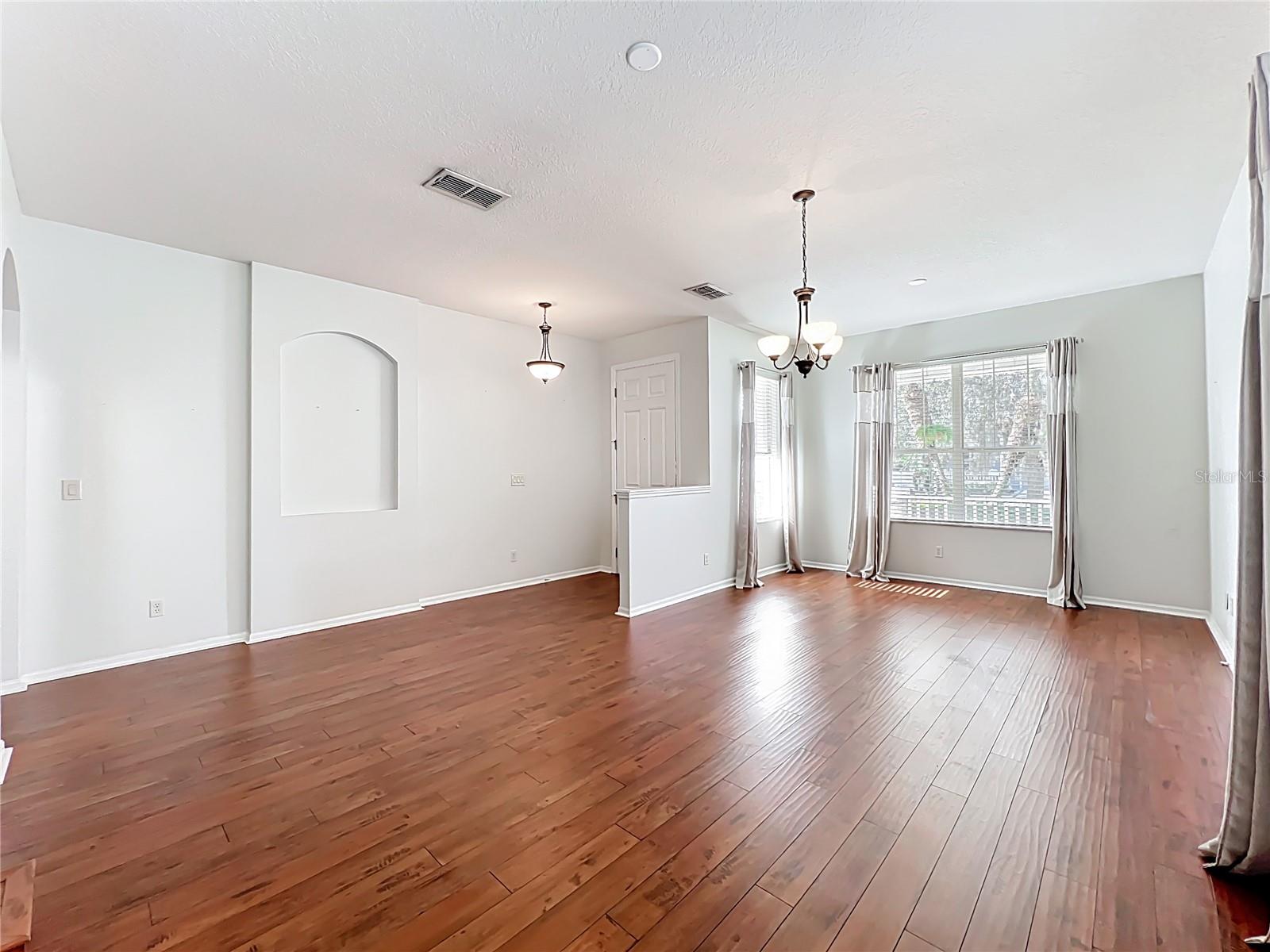 Image 9 of 82 For 4420 Cleary Way