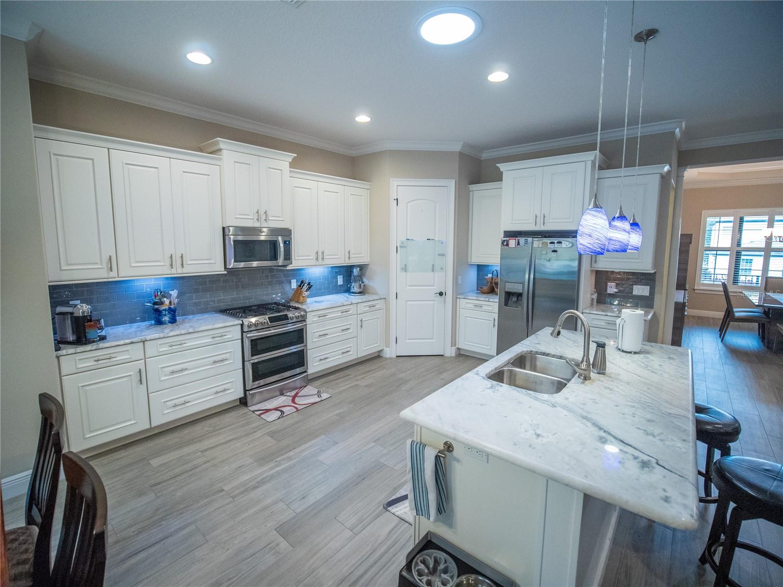 Image 10 of 41 For 1010 Marion Oaks Court