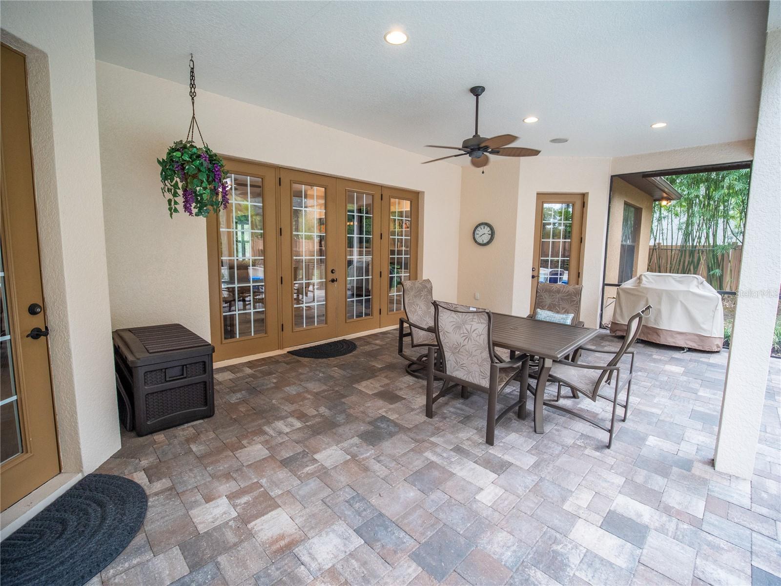 Image 30 of 41 For 1010 Marion Oaks Court