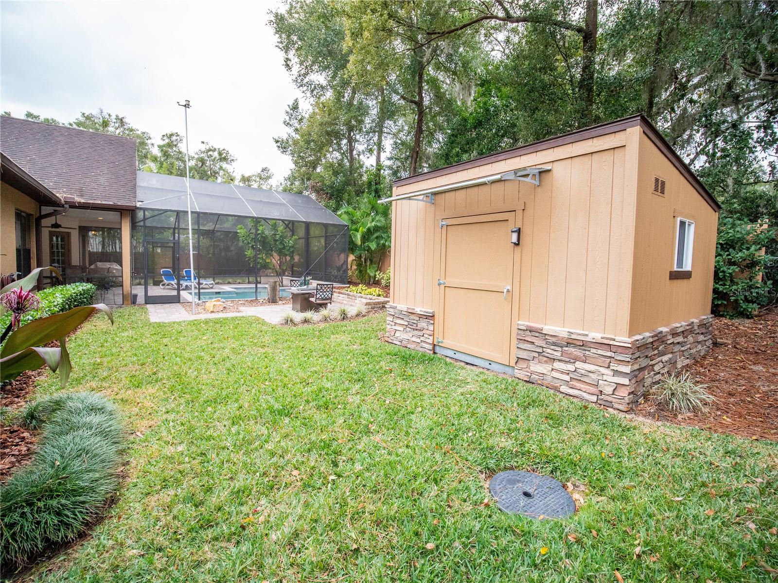 Image 39 of 41 For 1010 Marion Oaks Court