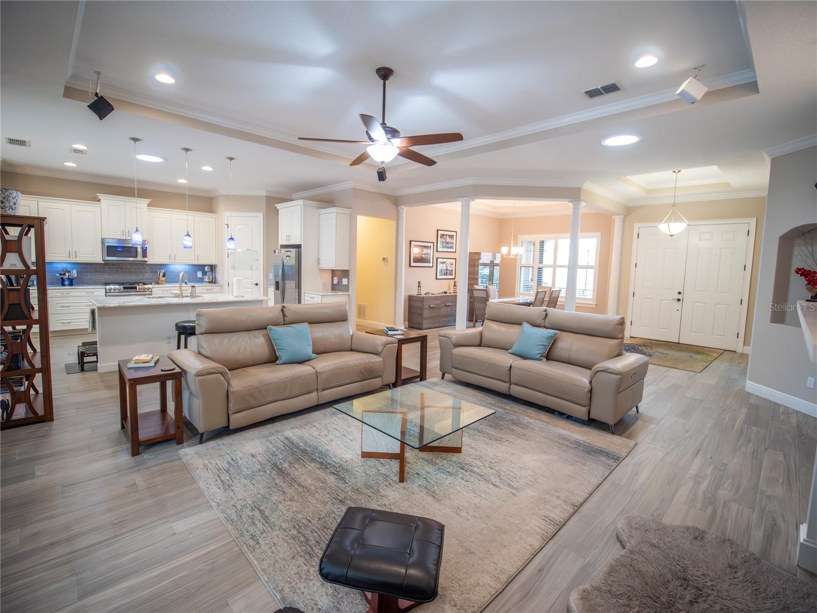 Image 8 of 41 For 1010 Marion Oaks Court