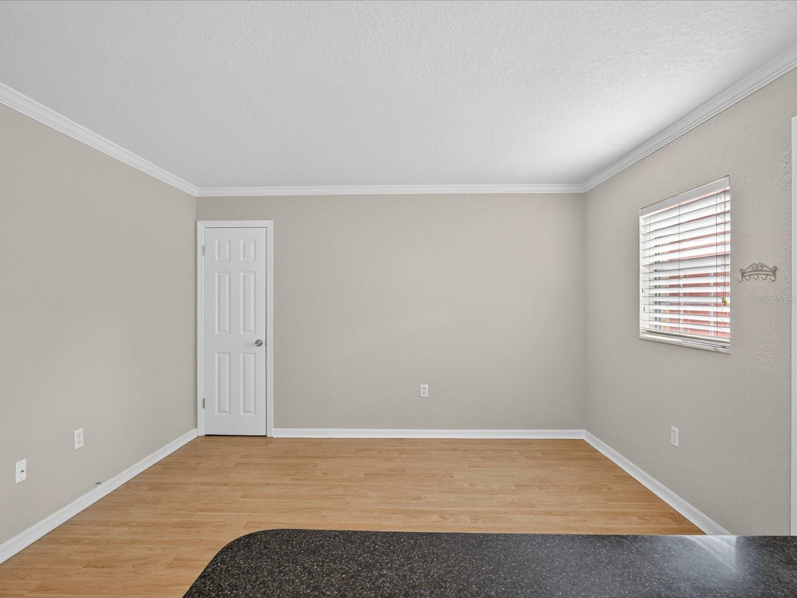 Image 10 of 25 For 2507 Central Boulevard 21