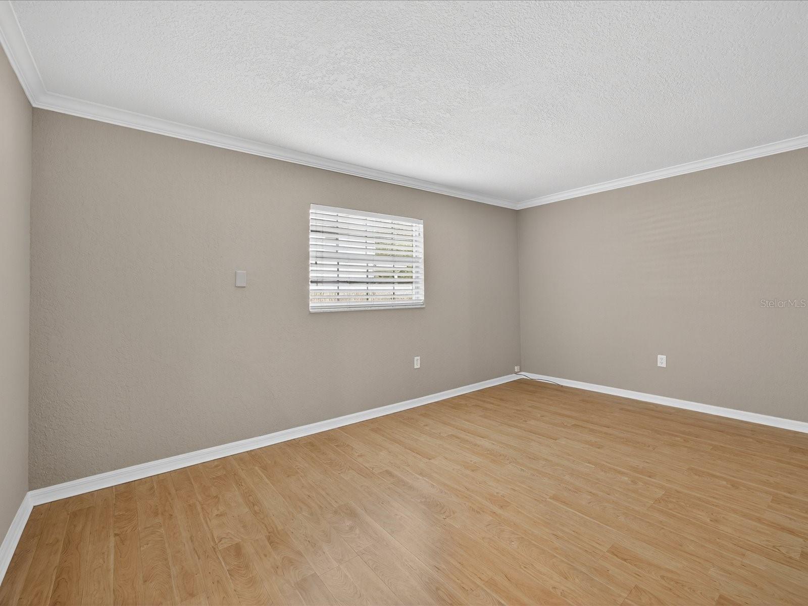 Image 15 of 25 For 2507 Central Boulevard 21