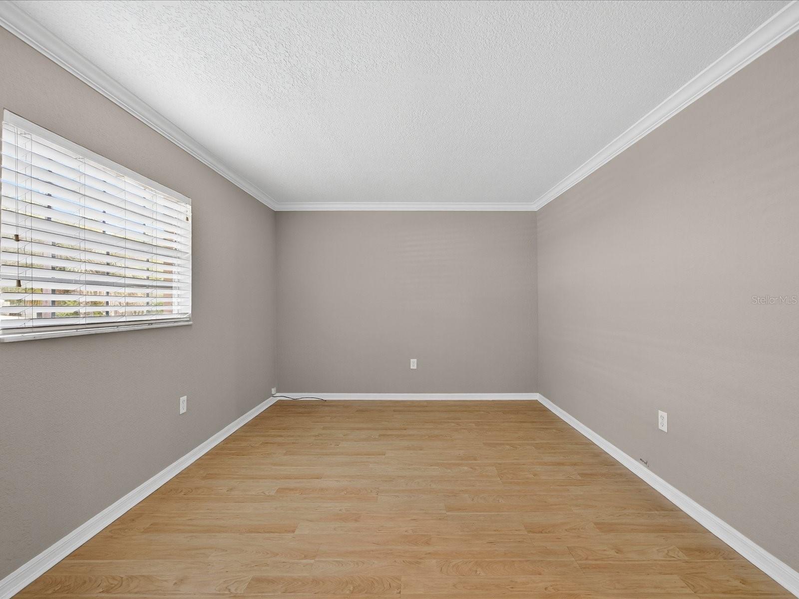 Image 17 of 25 For 2507 Central Boulevard 21