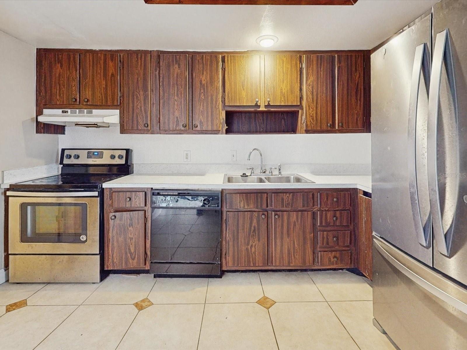 Image 12 of 31 For 156 Lago Vista Boulevard