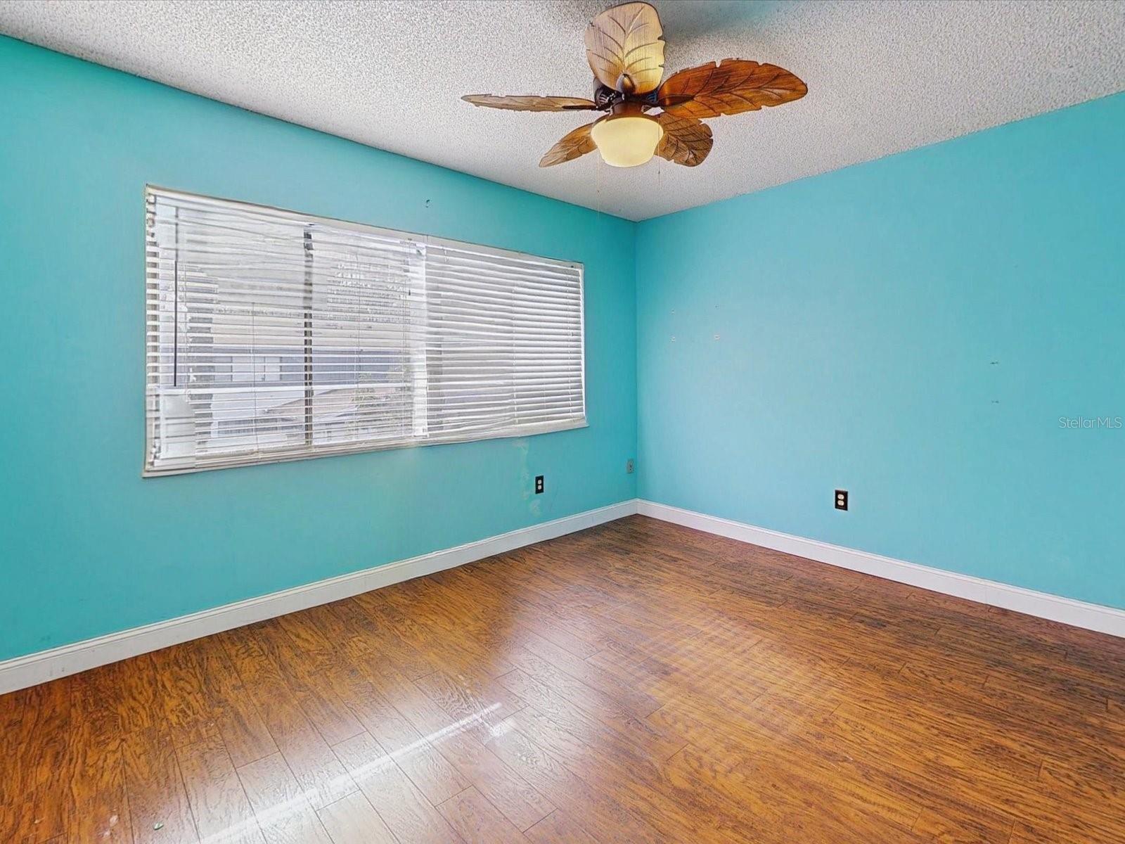 Image 14 of 31 For 156 Lago Vista Boulevard