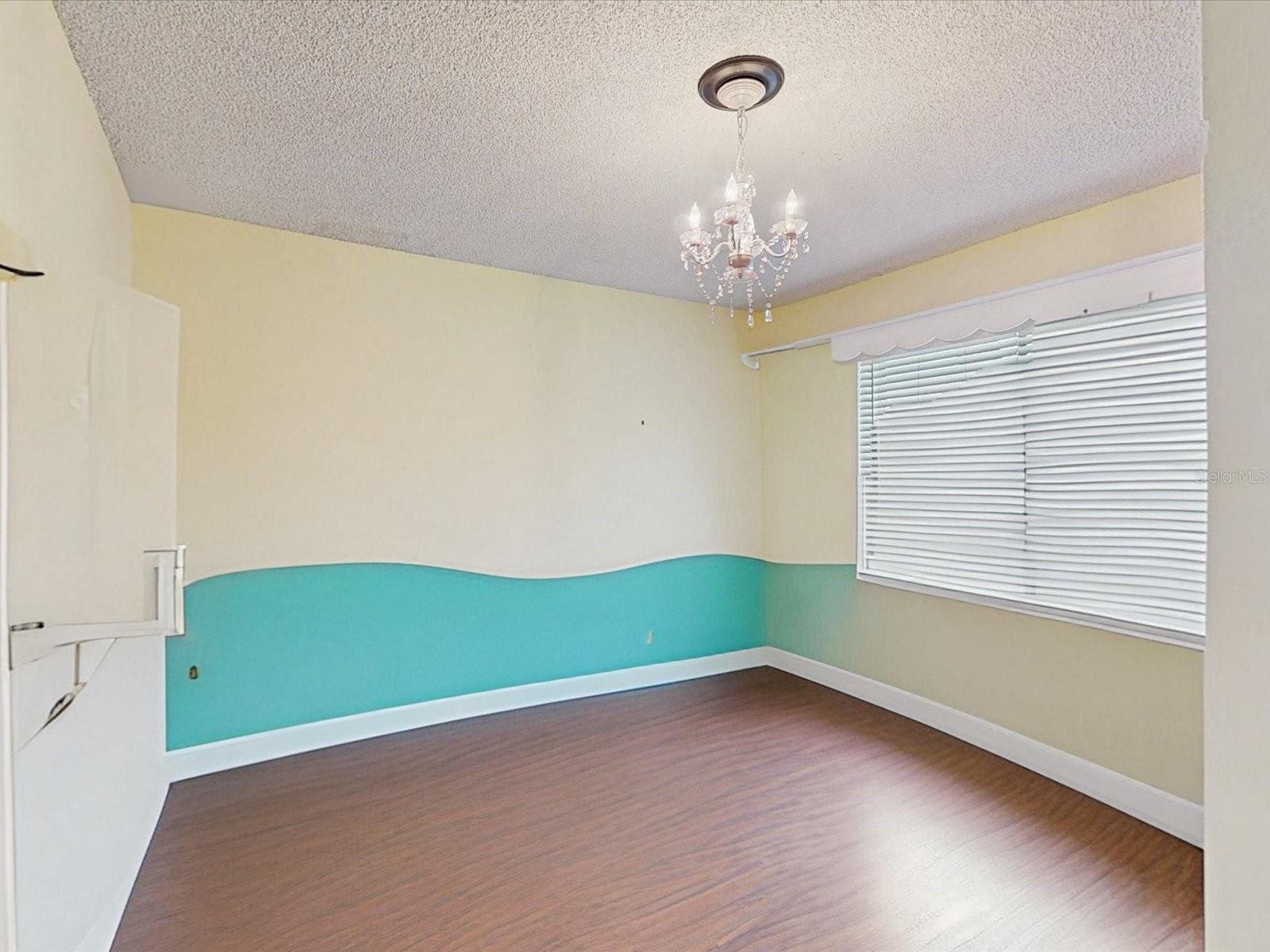 Image 18 of 31 For 156 Lago Vista Boulevard