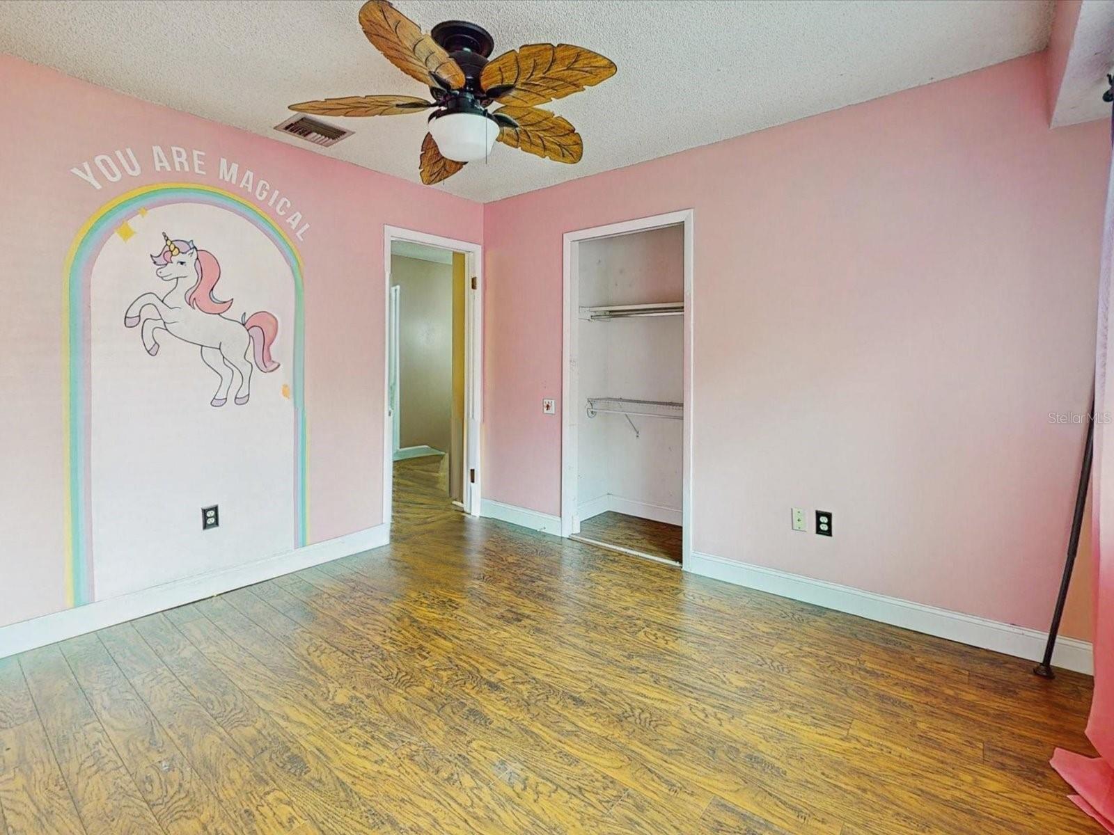 Image 21 of 31 For 156 Lago Vista Boulevard