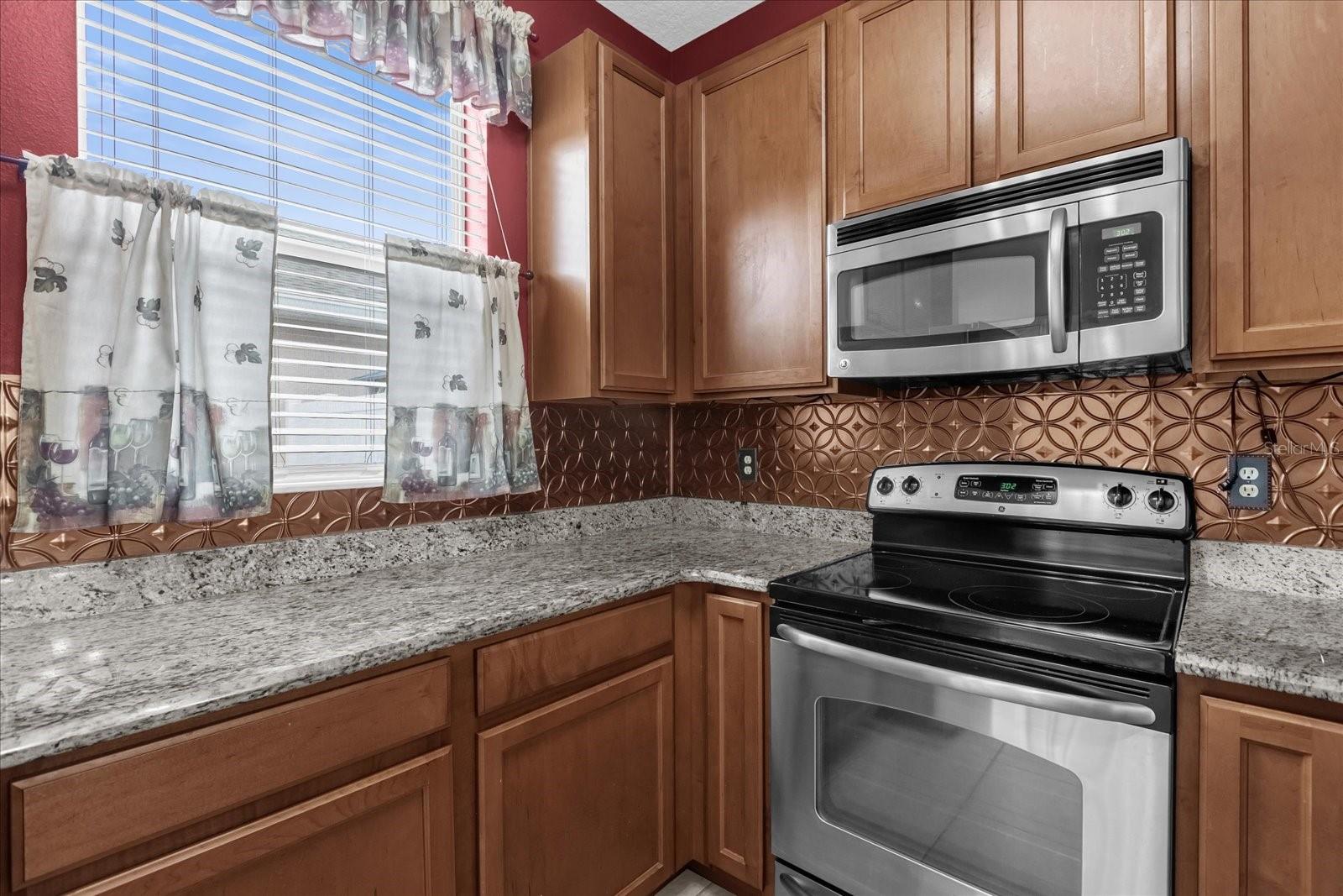 Image 11 of 26 For 14287 Avenue Of The Groves