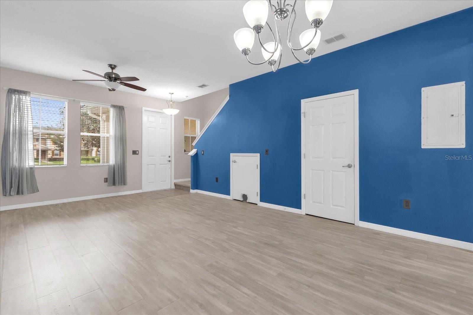 Image 7 of 26 For 14287 Avenue Of The Groves