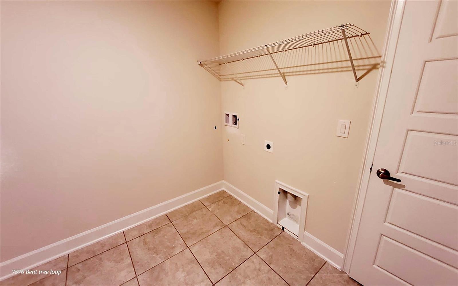 Image 13 of 23 For 7576 Bent Tree Loop