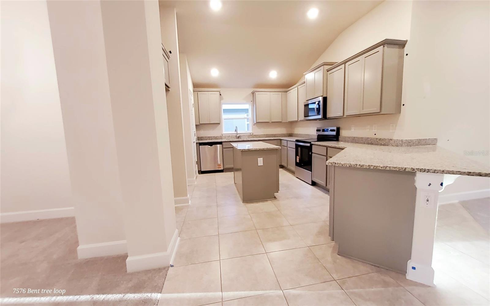 Image 6 of 23 For 7576 Bent Tree Loop