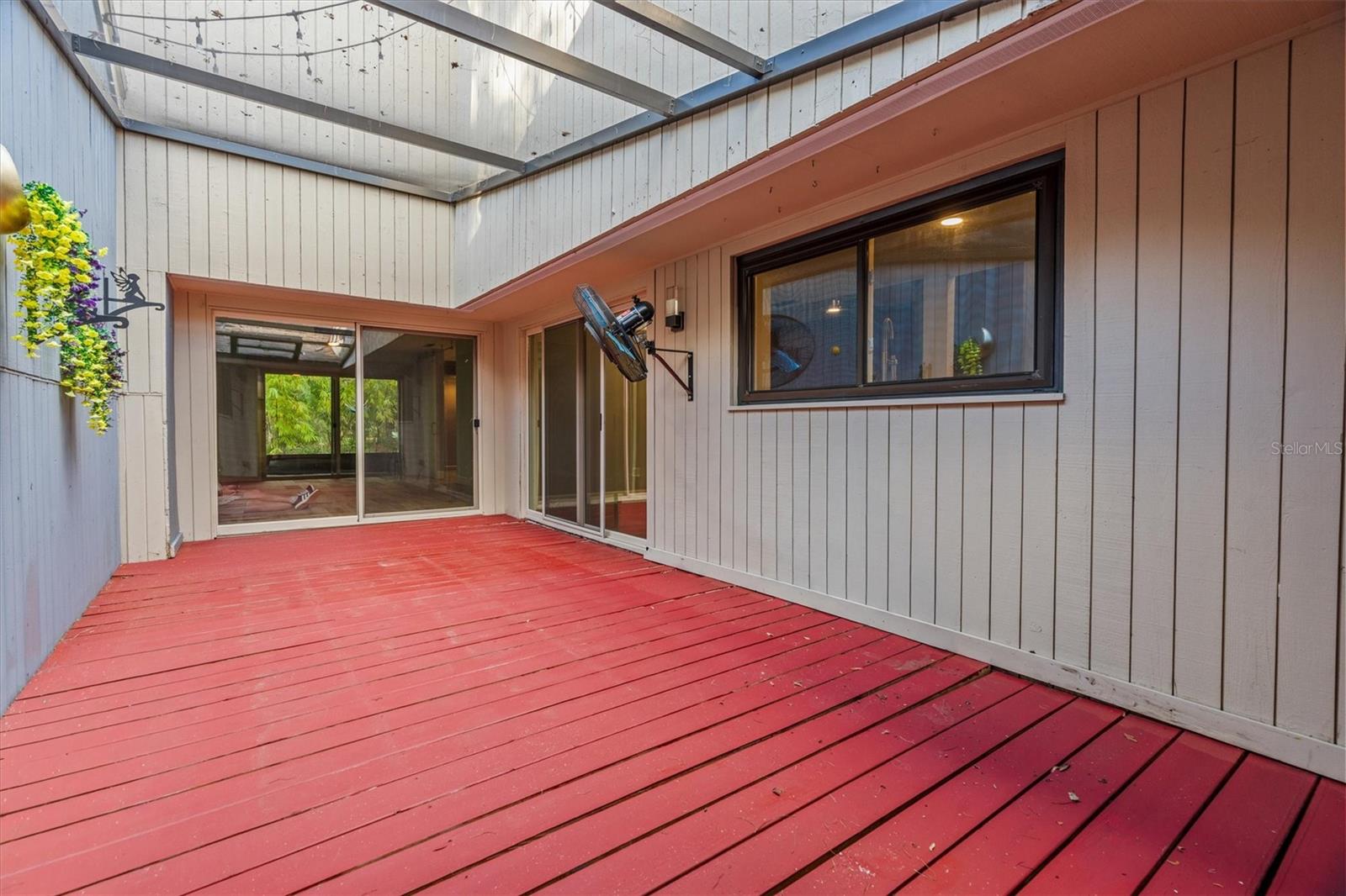 Image 22 of 63 For 114 Juniper Lane