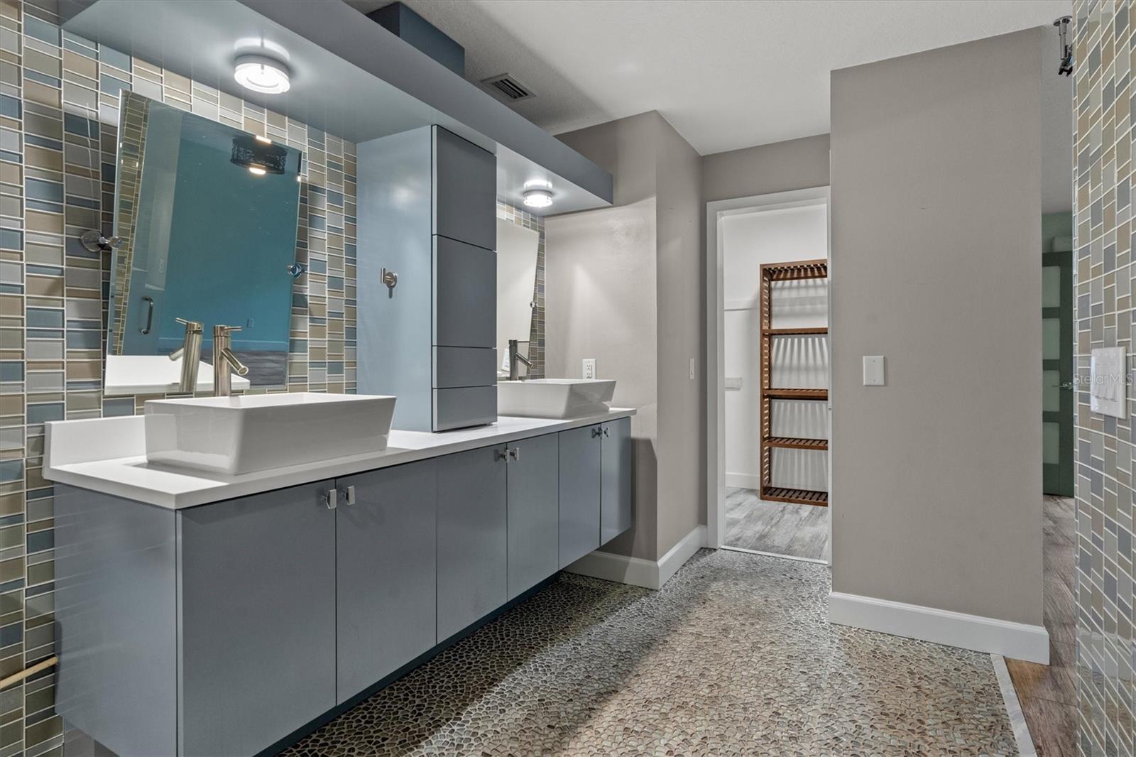 Image 29 of 63 For 114 Juniper Lane