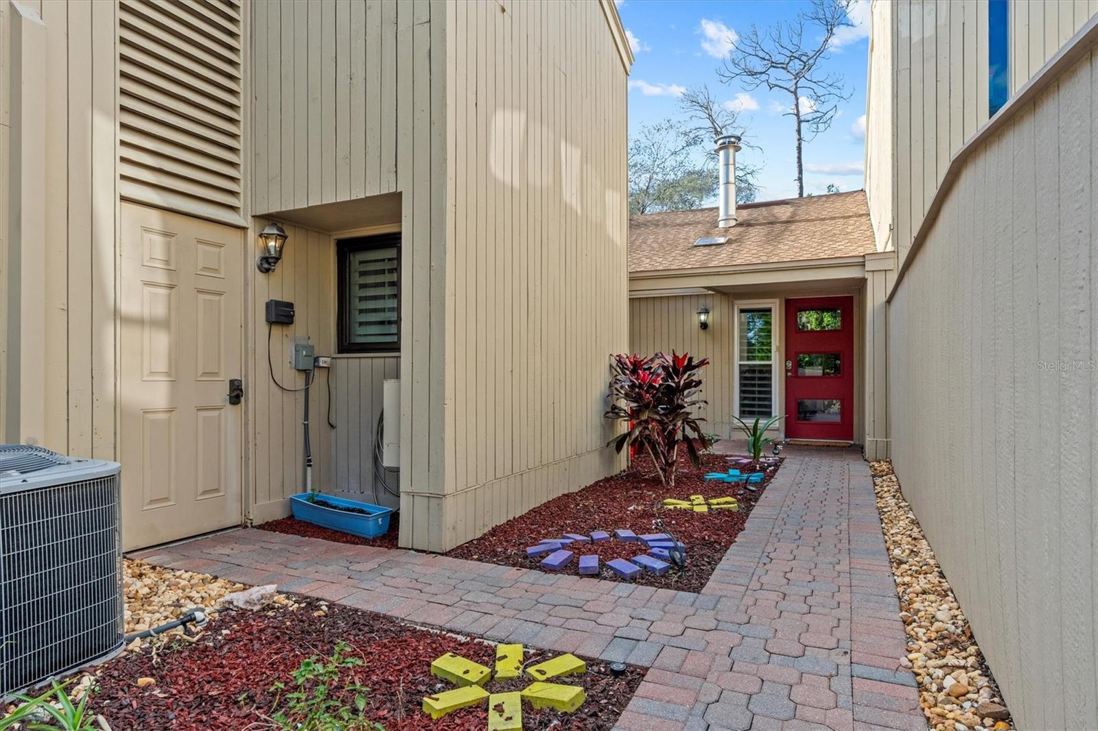 Image 4 of 63 For 114 Juniper Lane