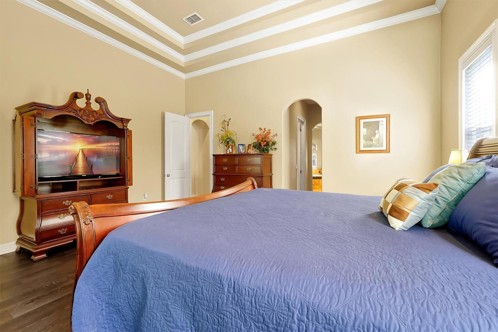 Image 23 of 68 For 12012 Rambling Oak Boulevard