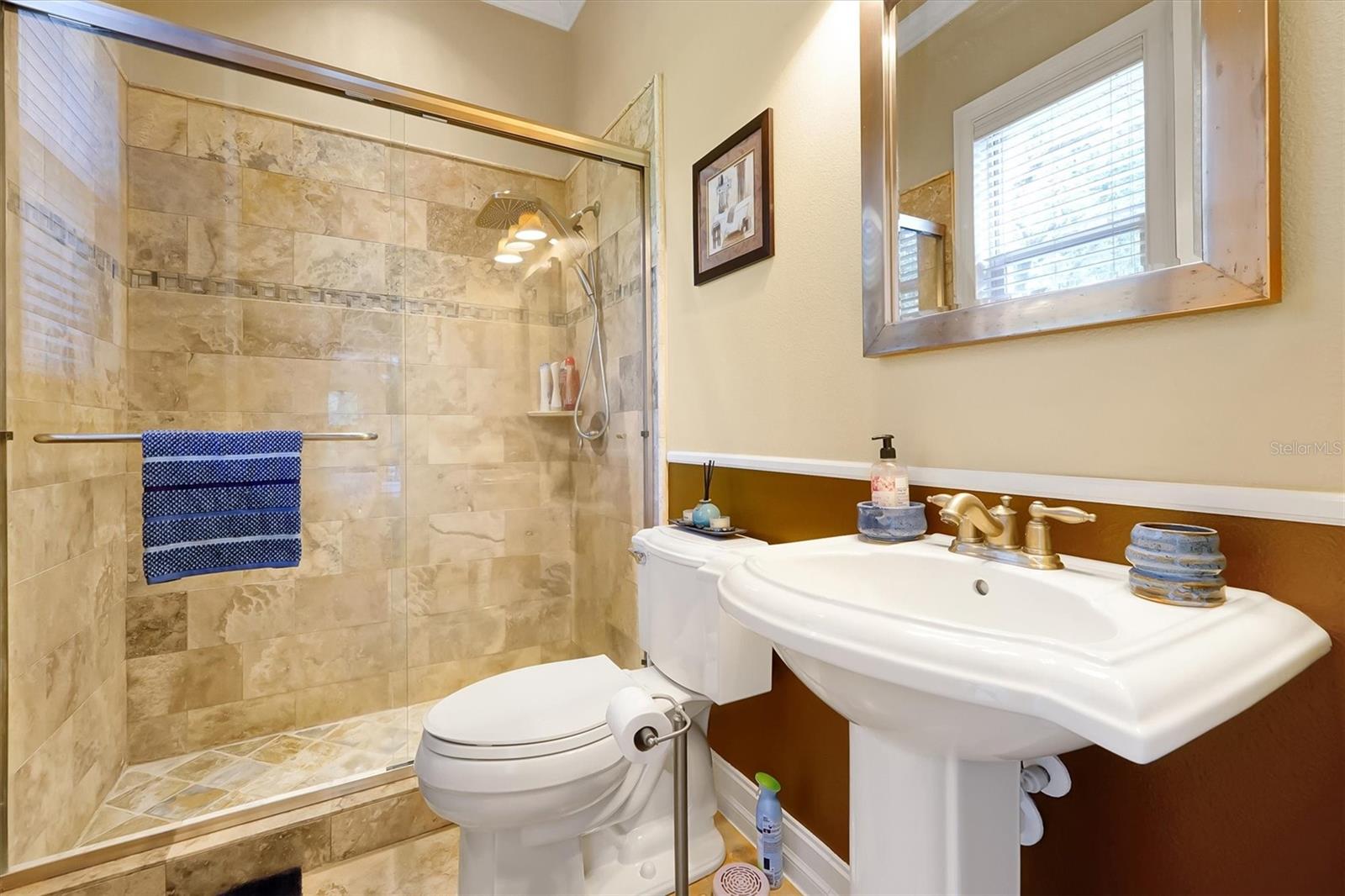 Image 28 of 68 For 12012 Rambling Oak Boulevard