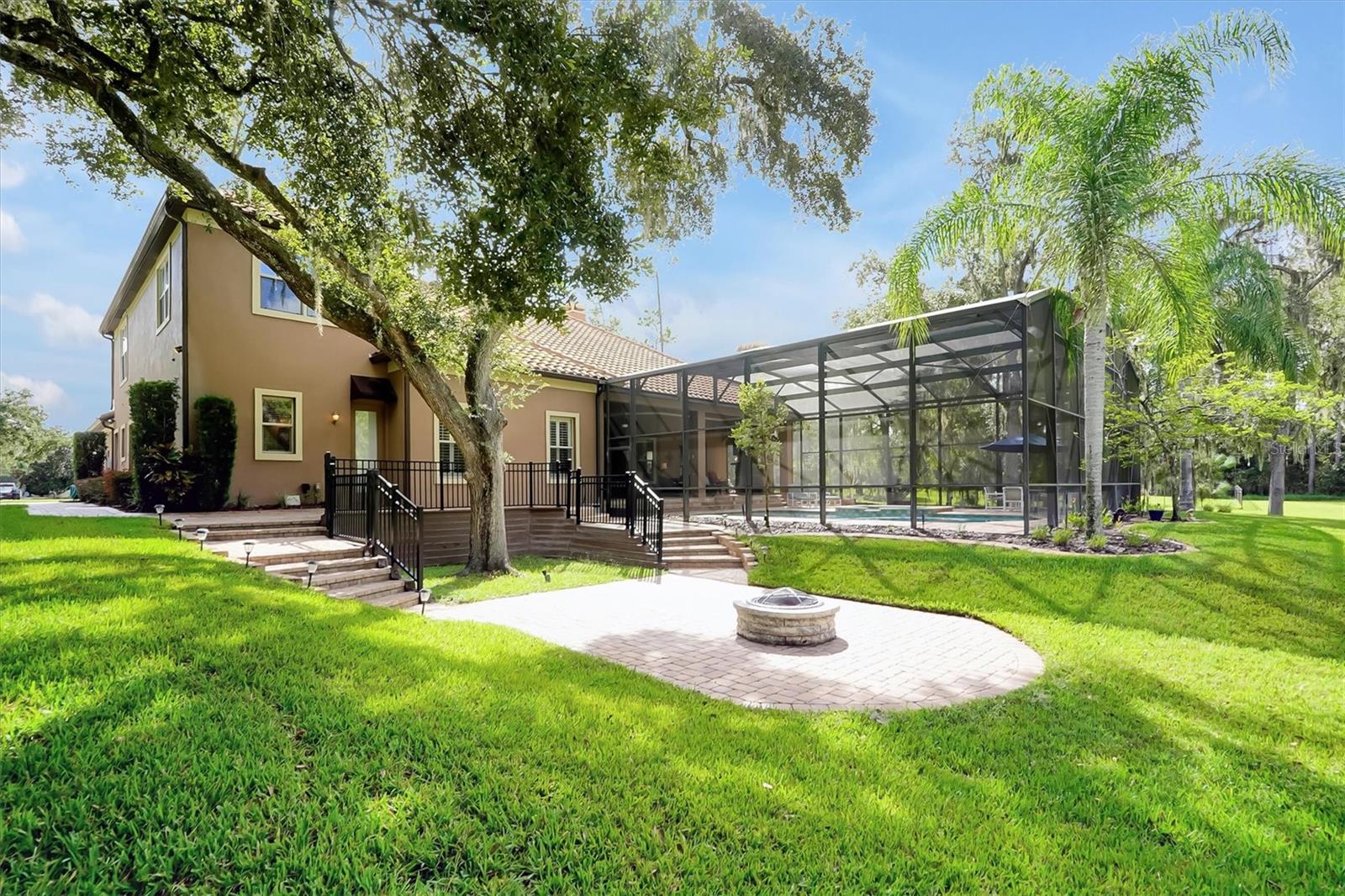 Image 50 of 68 For 12012 Rambling Oak Boulevard