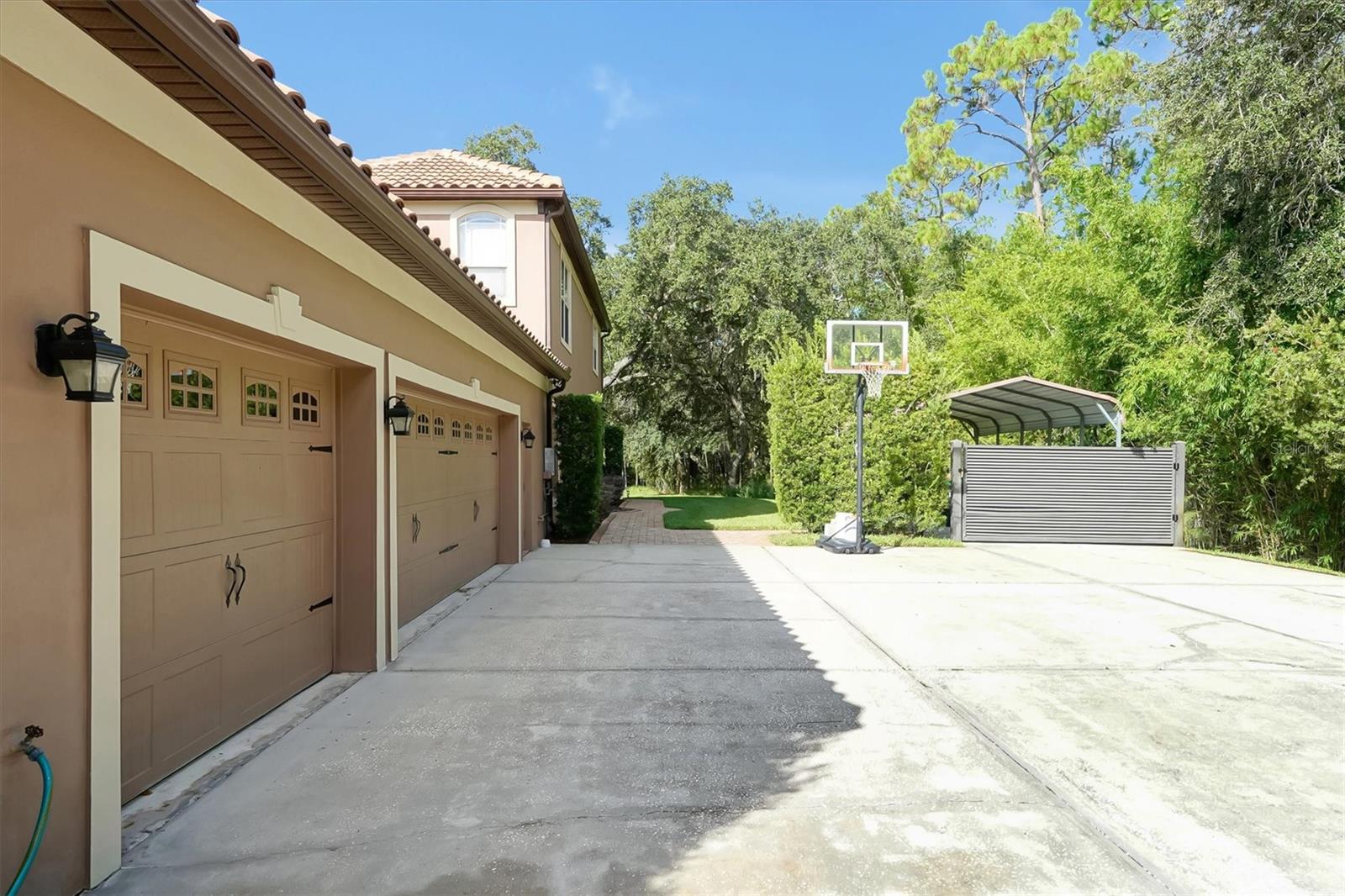 Image 59 of 68 For 12012 Rambling Oak Boulevard