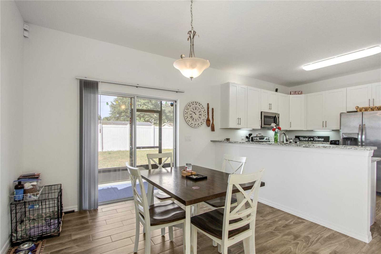 Image 10 of 35 For 142 Pineview Drive