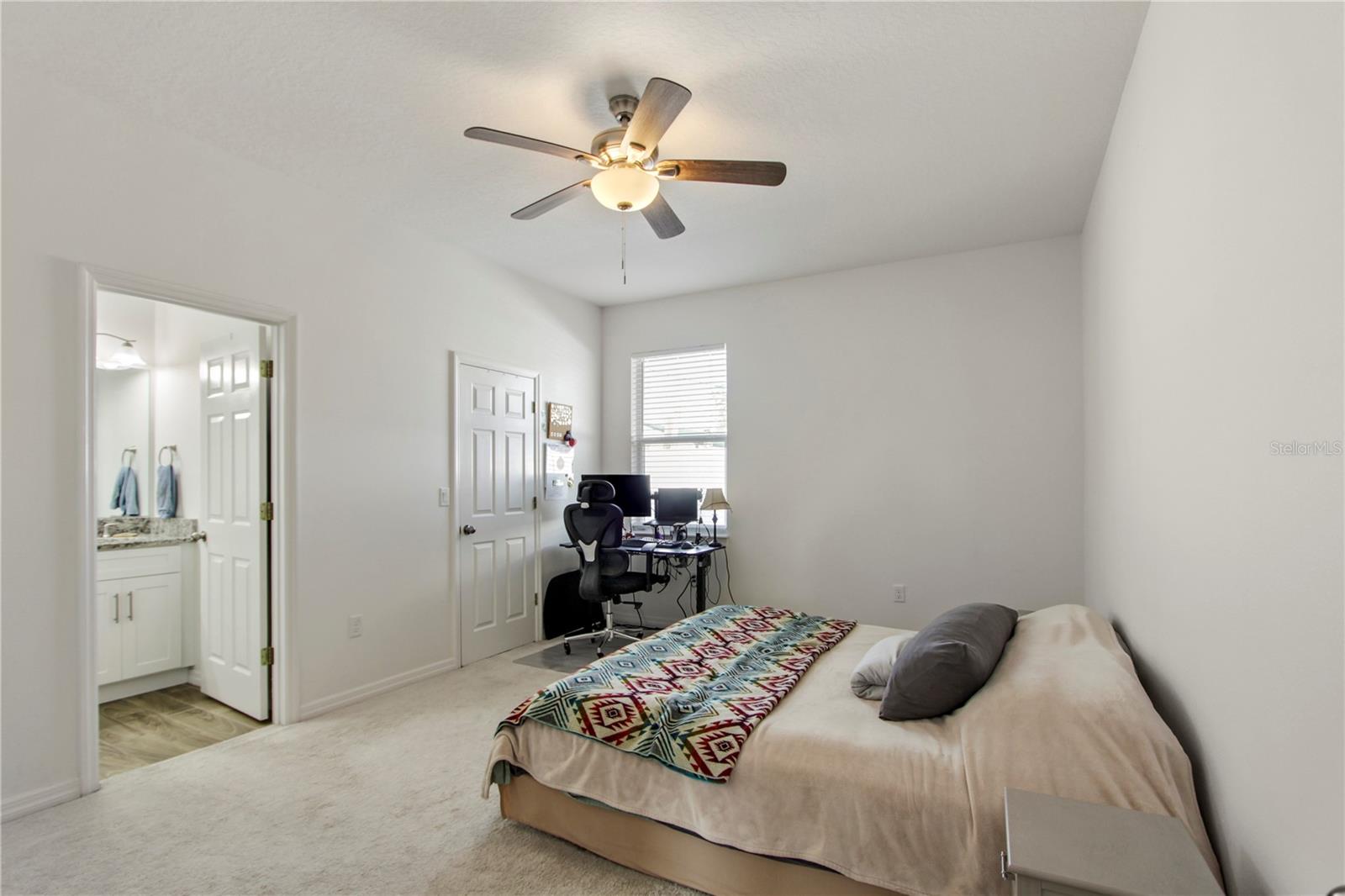 Image 15 of 35 For 142 Pineview Drive