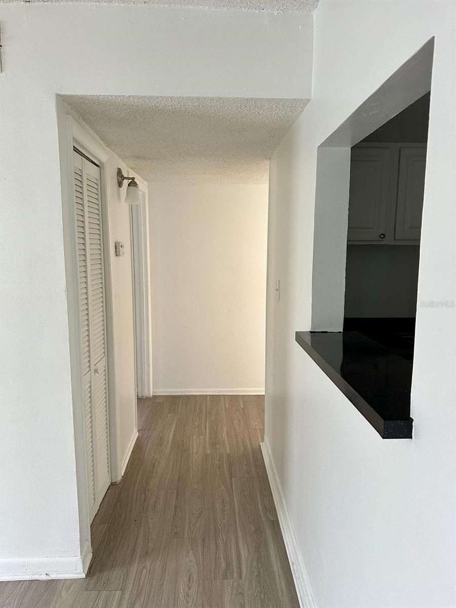 Image 16 of 33 For 2519 Alafaya Trail 34