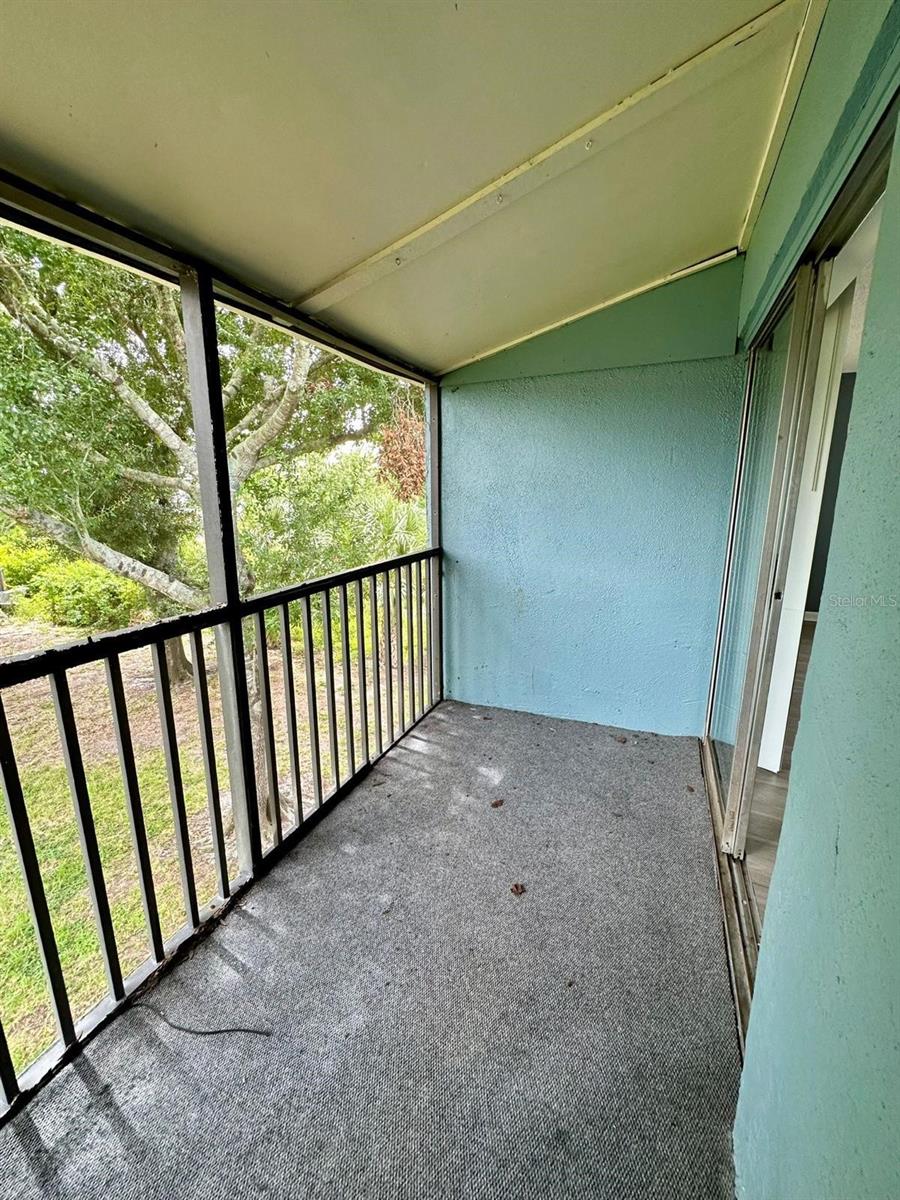 Image 28 of 33 For 2519 Alafaya Trail 34