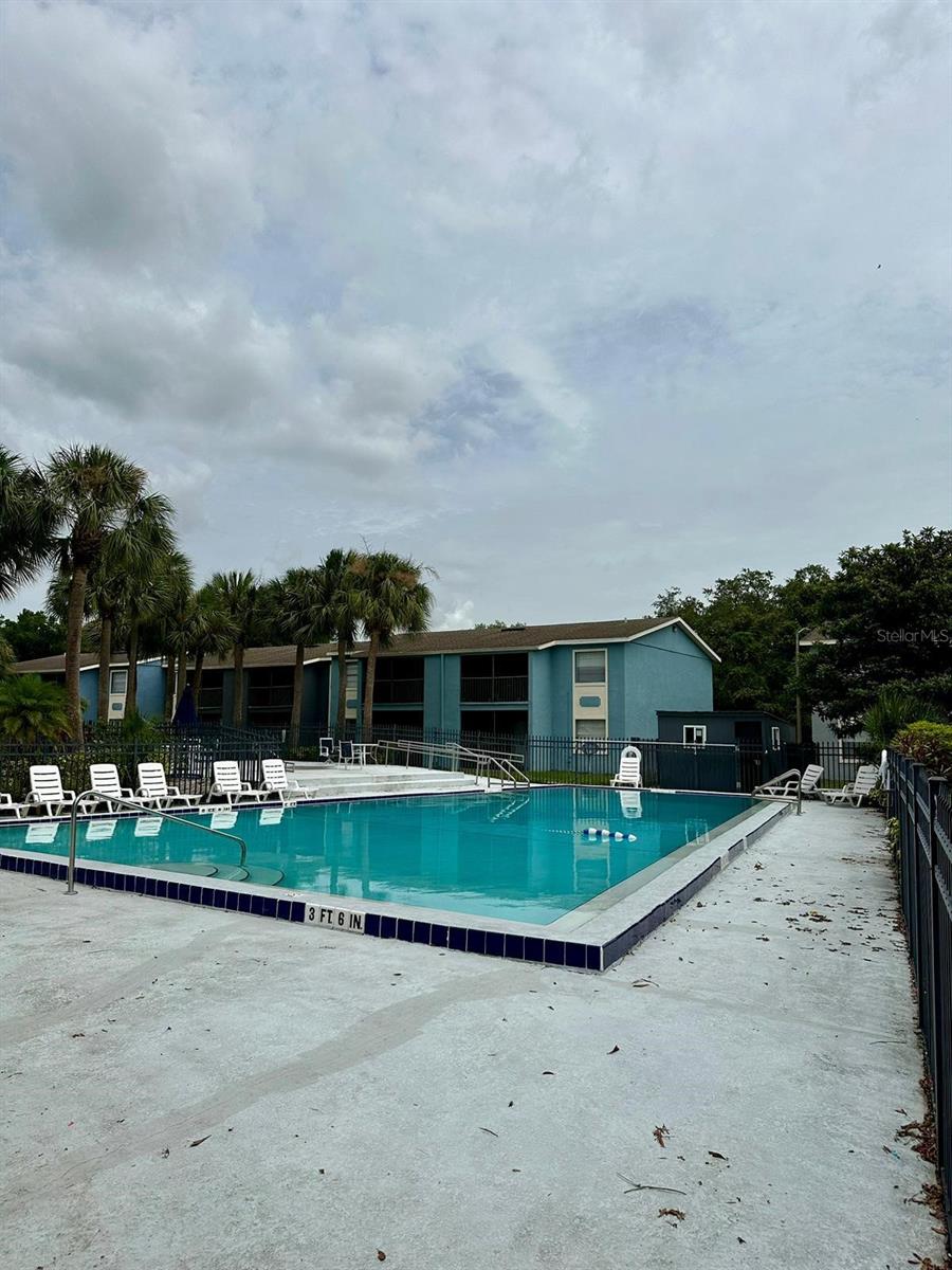 Image 31 of 33 For 2519 Alafaya Trail 34