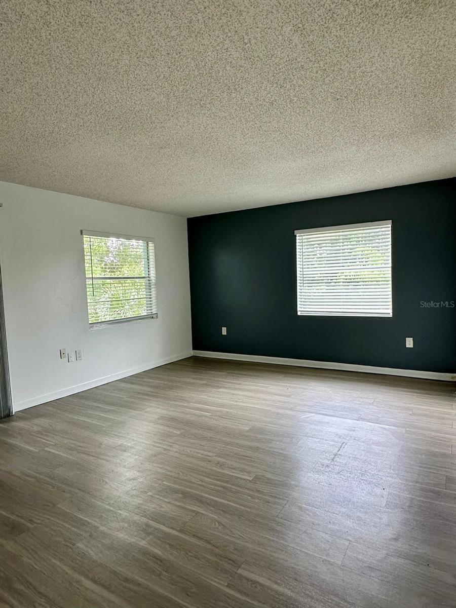 Image 6 of 33 For 2519 Alafaya Trail 34