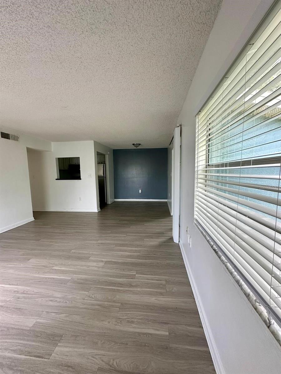 Image 8 of 33 For 2519 Alafaya Trail 34