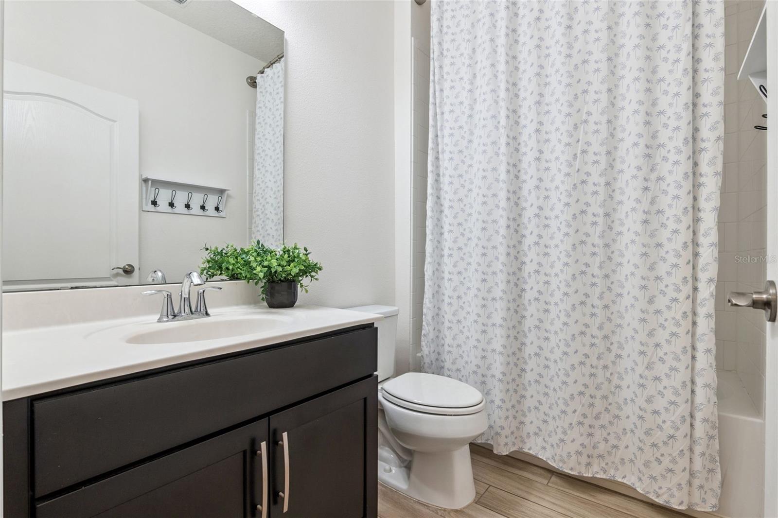 Image 24 of 56 For 228 Verde Way