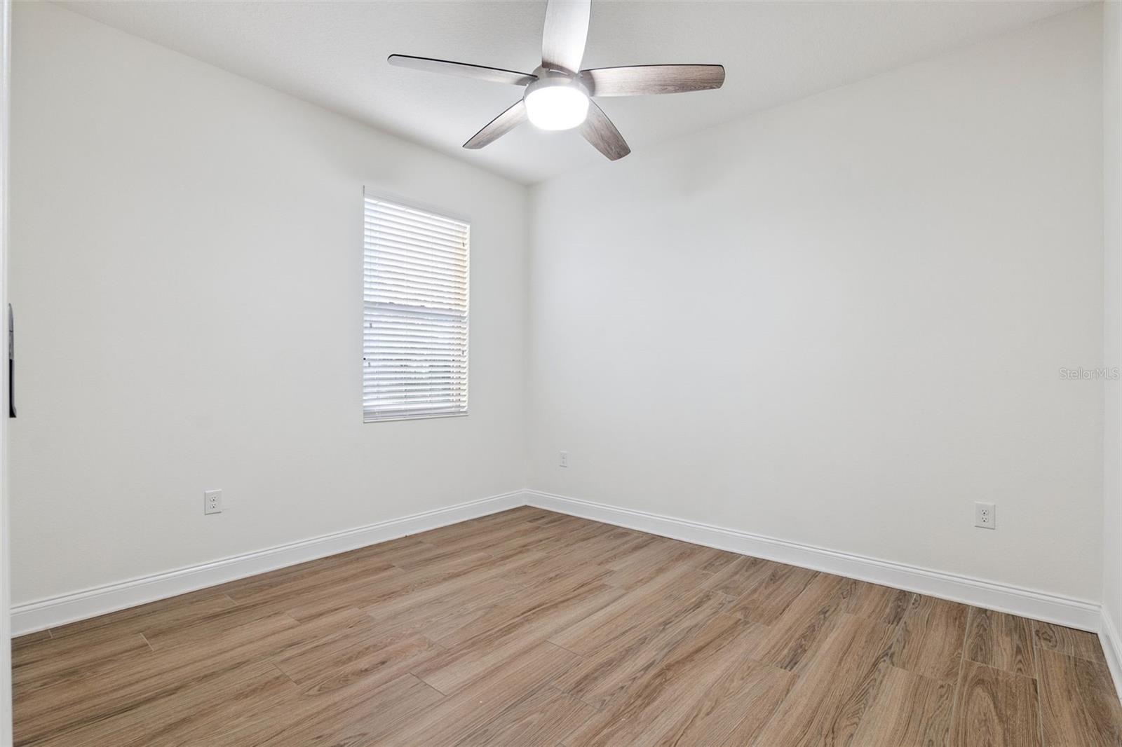 Image 25 of 56 For 228 Verde Way