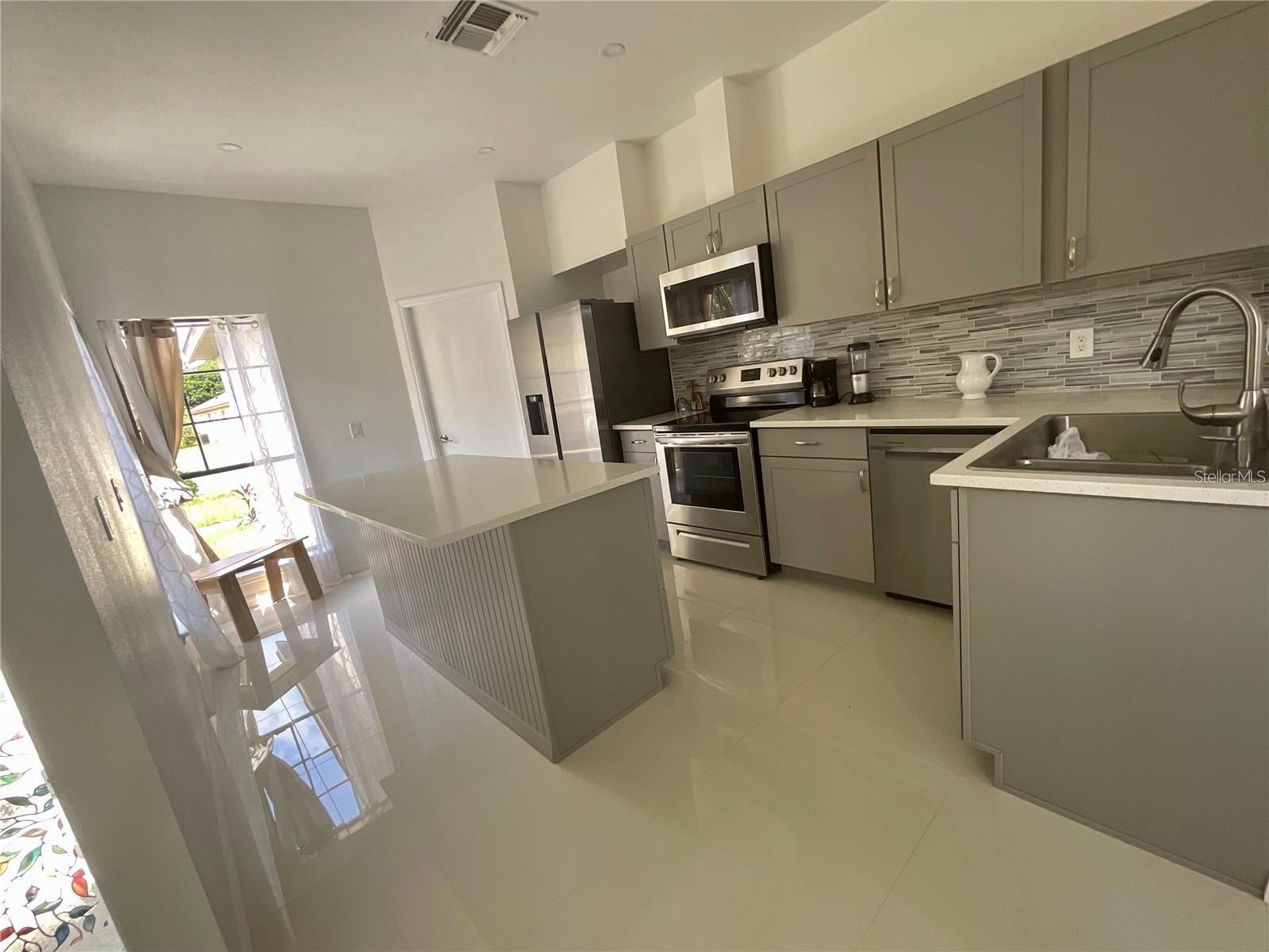 Image 6 of 33 For 133 Thornberry Drive