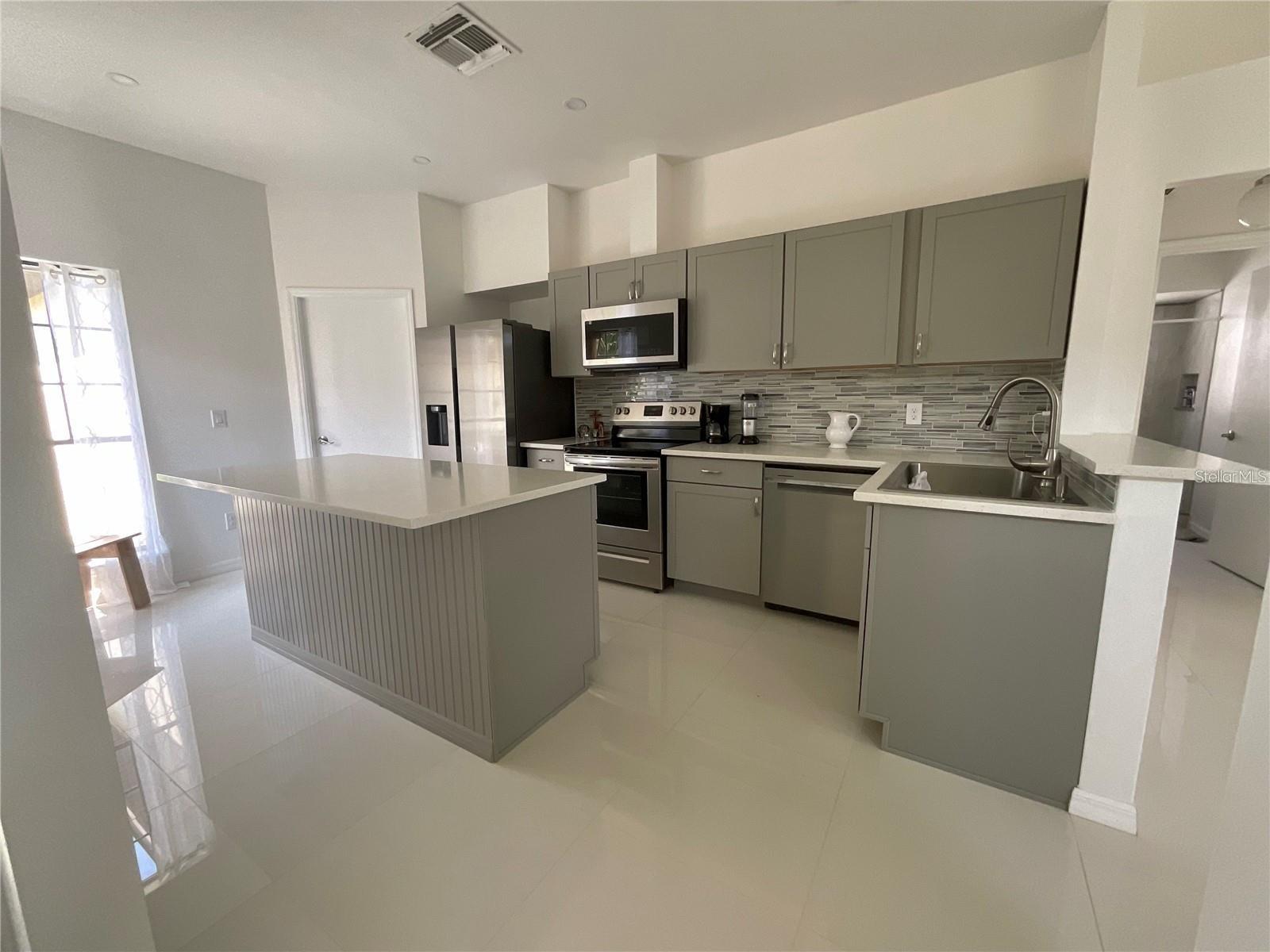 Image 8 of 33 For 133 Thornberry Drive