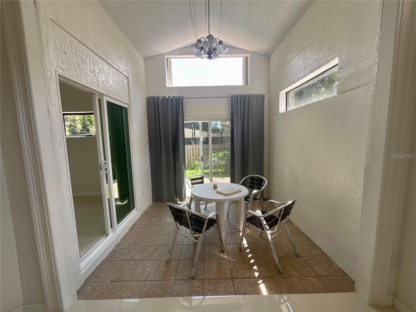 Image 9 of 33 For 133 Thornberry Drive