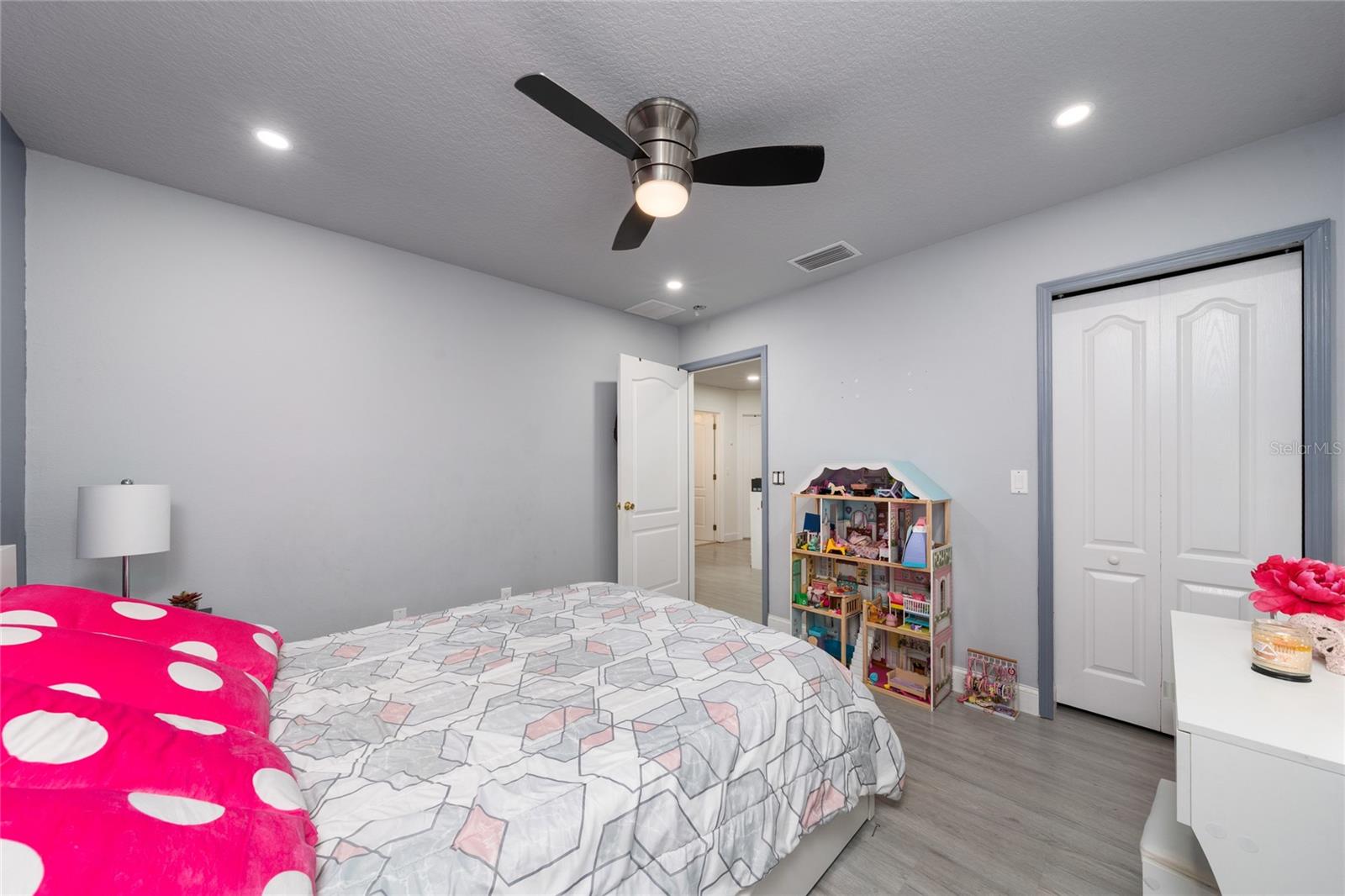 Image 29 of 45 For 14330 Lechale Drive