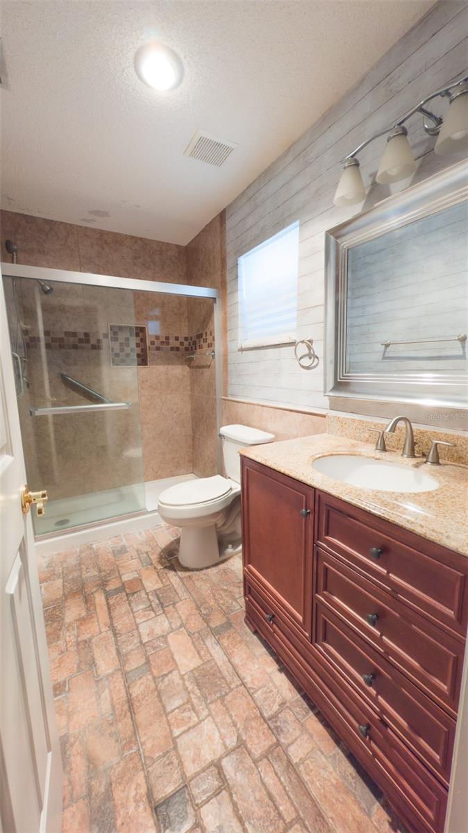 Image 15 of 30 For 9357 82nd Terrace C