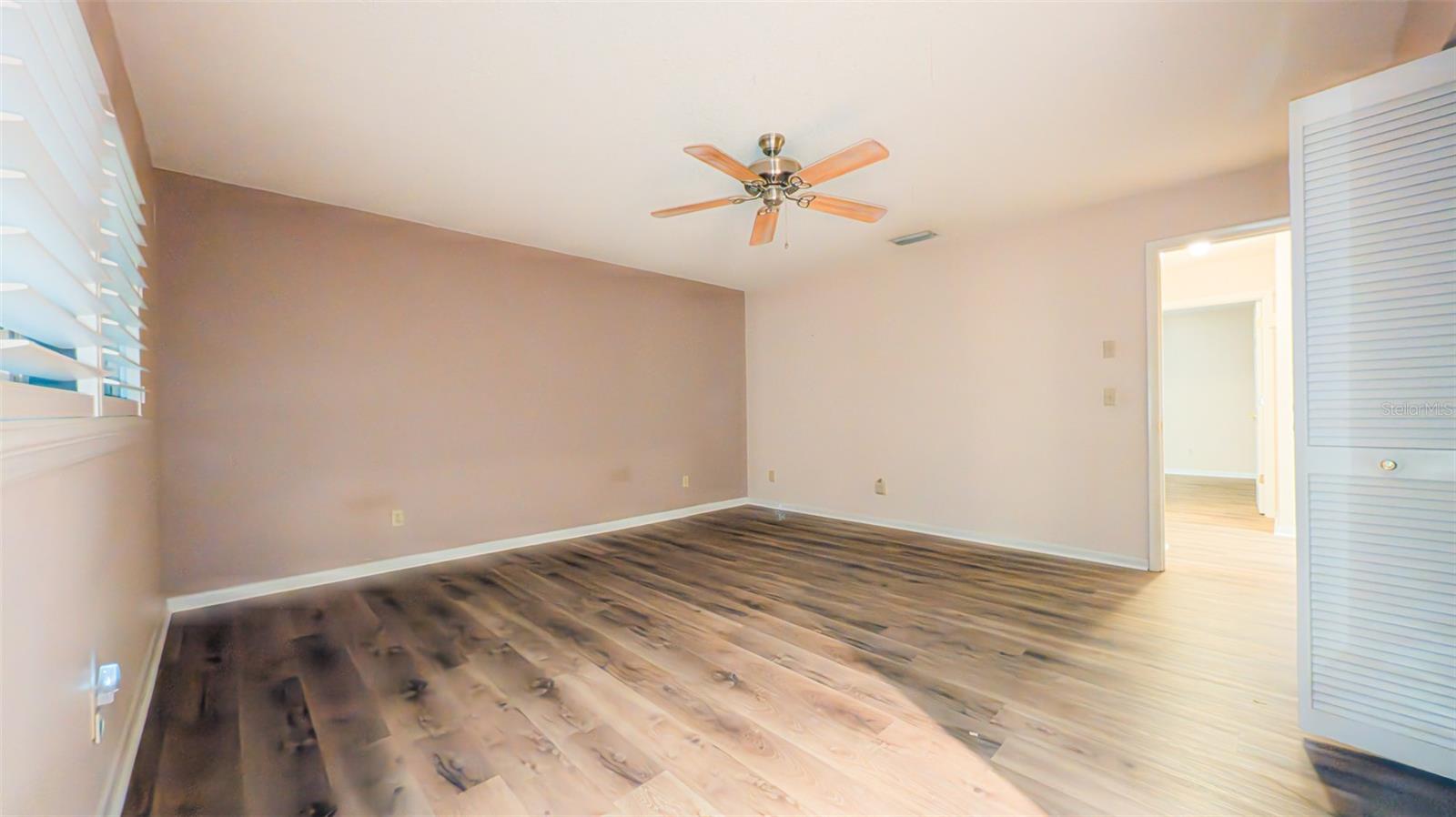 Image 17 of 30 For 9357 82nd Terrace C