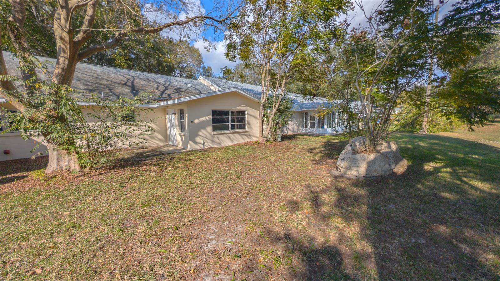 Image 27 of 30 For 9357 82nd Terrace C