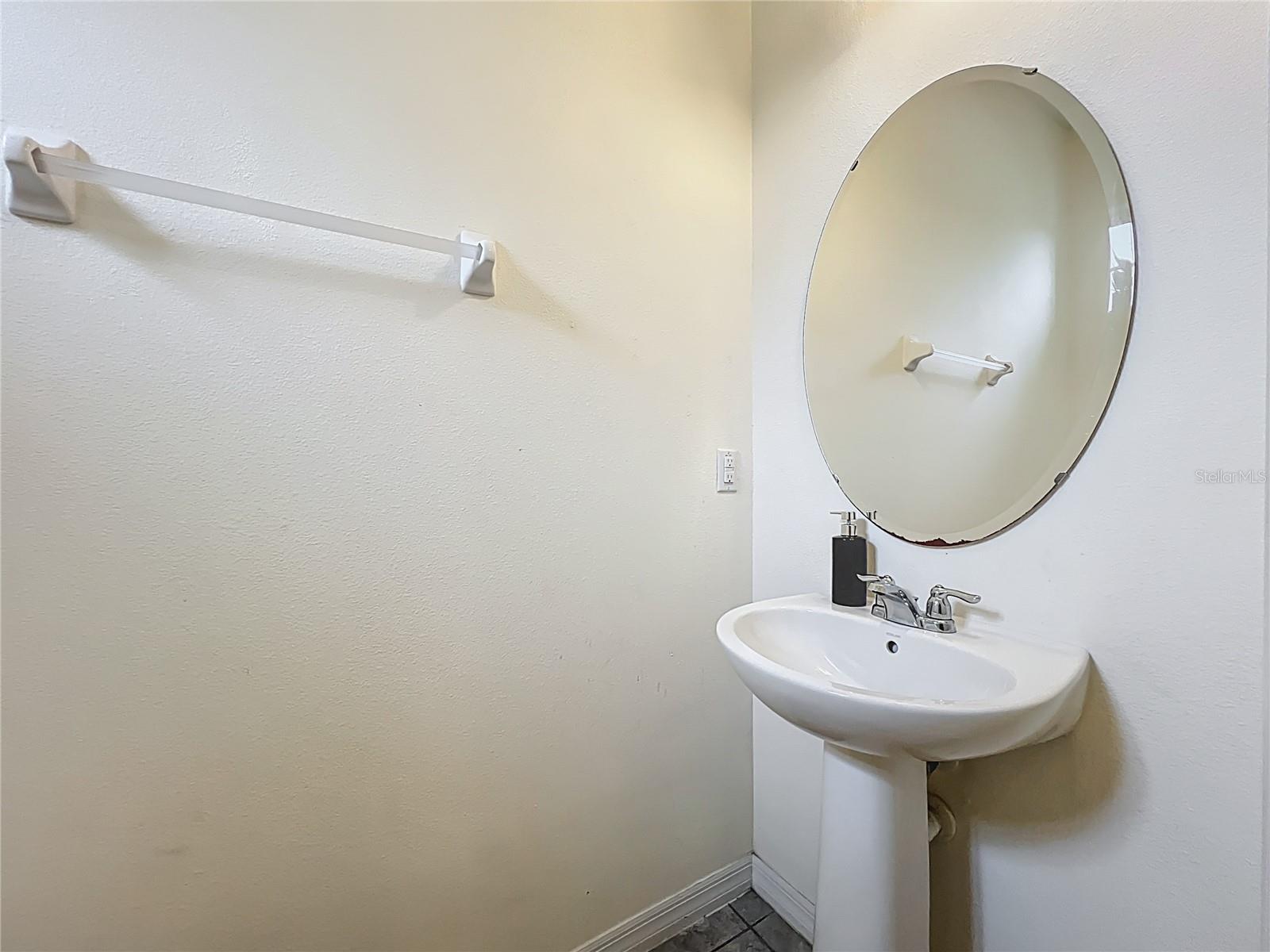 Image 4 of 42 For 390 Misty Grove Lane