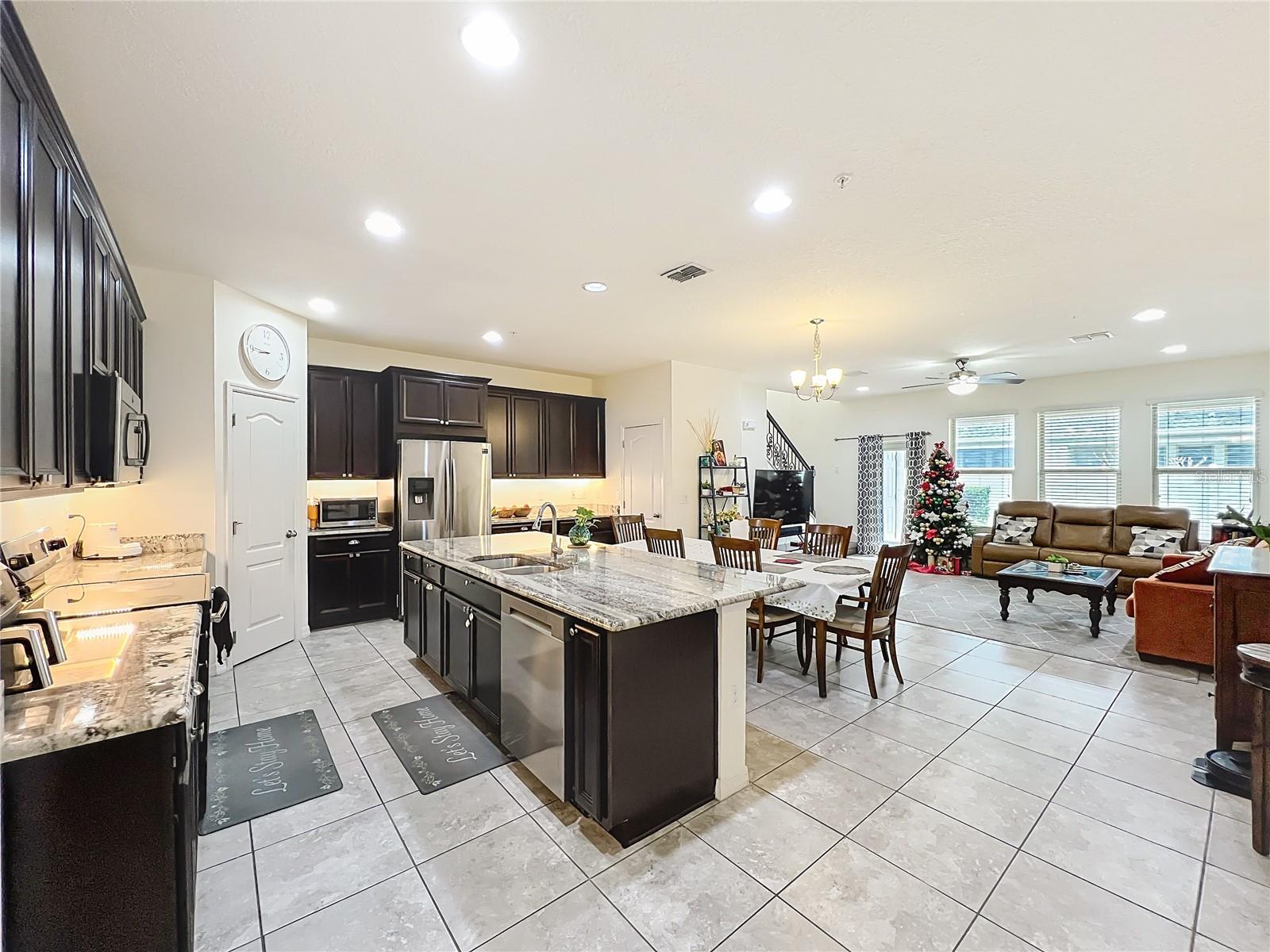 Image 6 of 42 For 390 Misty Grove Lane